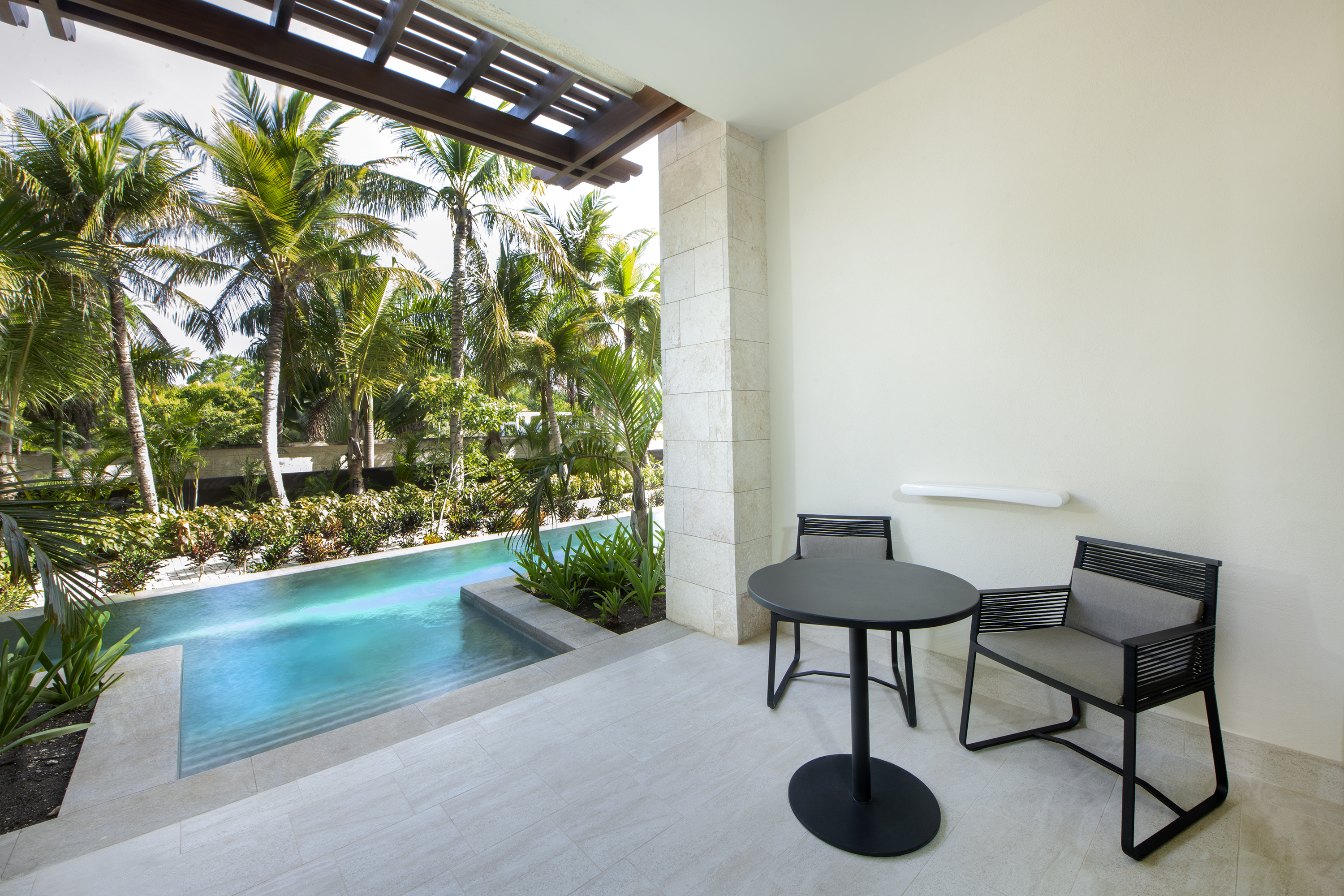 lopesan costa bavaro unique king swim up terrasse fotos