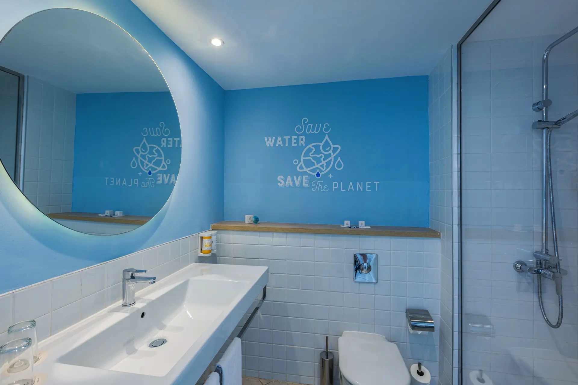 baño habitación double family pool hotel abora catarina