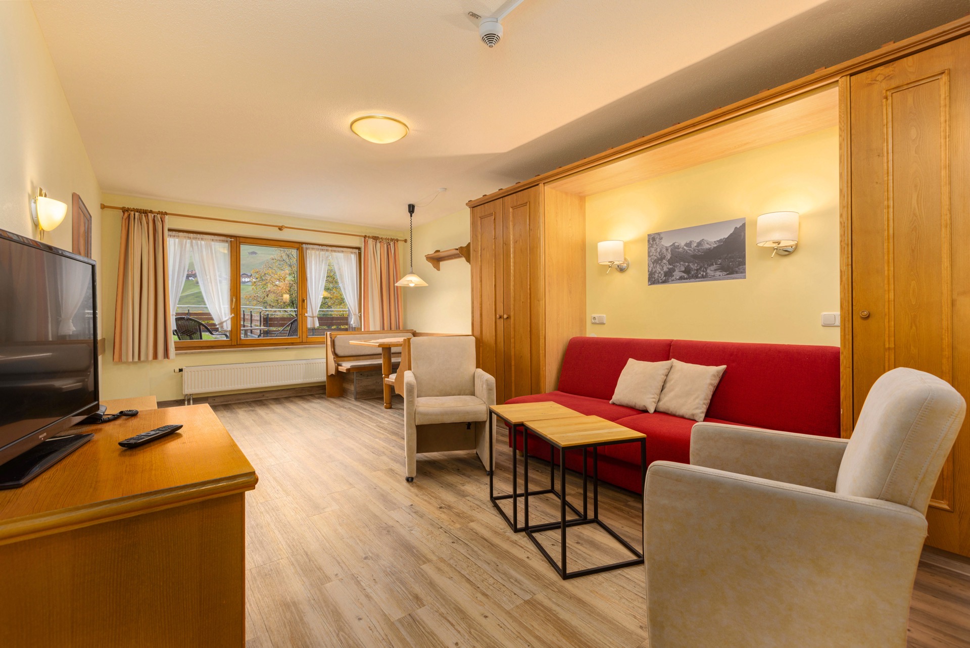 Fotos Apartamentos IFA Breitach Habitaciones