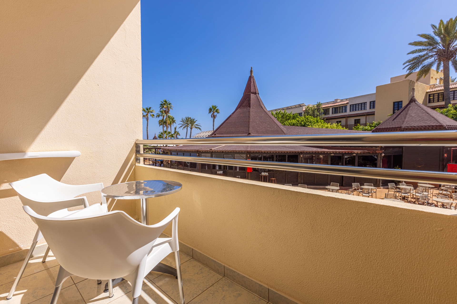 terraza habitación doble estándar ifa altamarena hotel