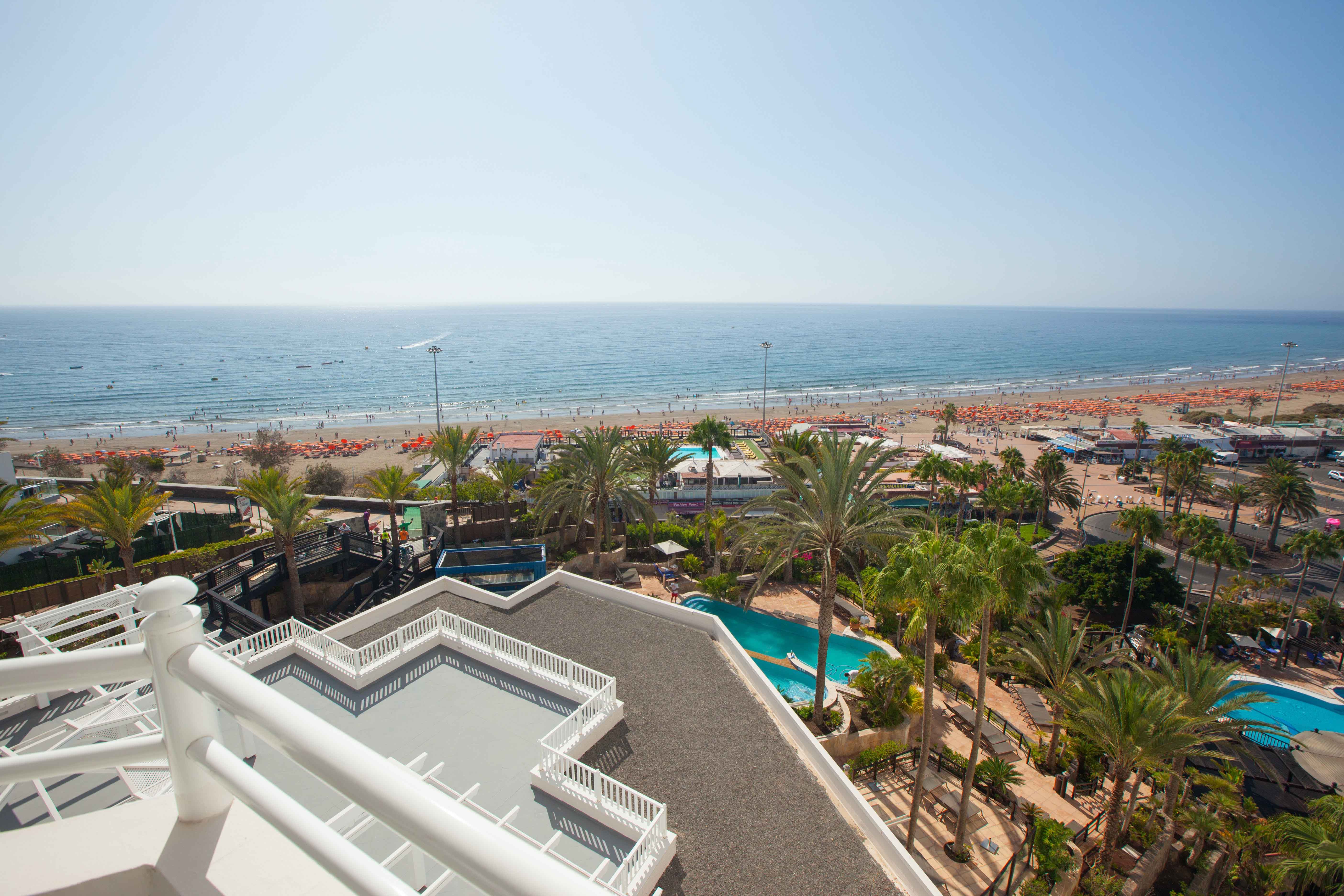 accommodation in playa del ingles corallium dunamar