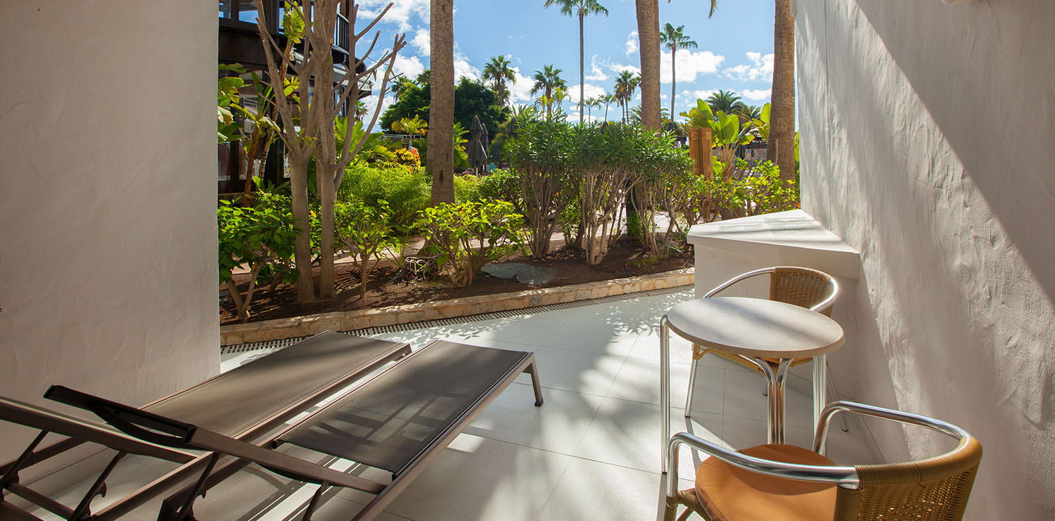 Zimmerterrasse Fotos Corallium Dunamar