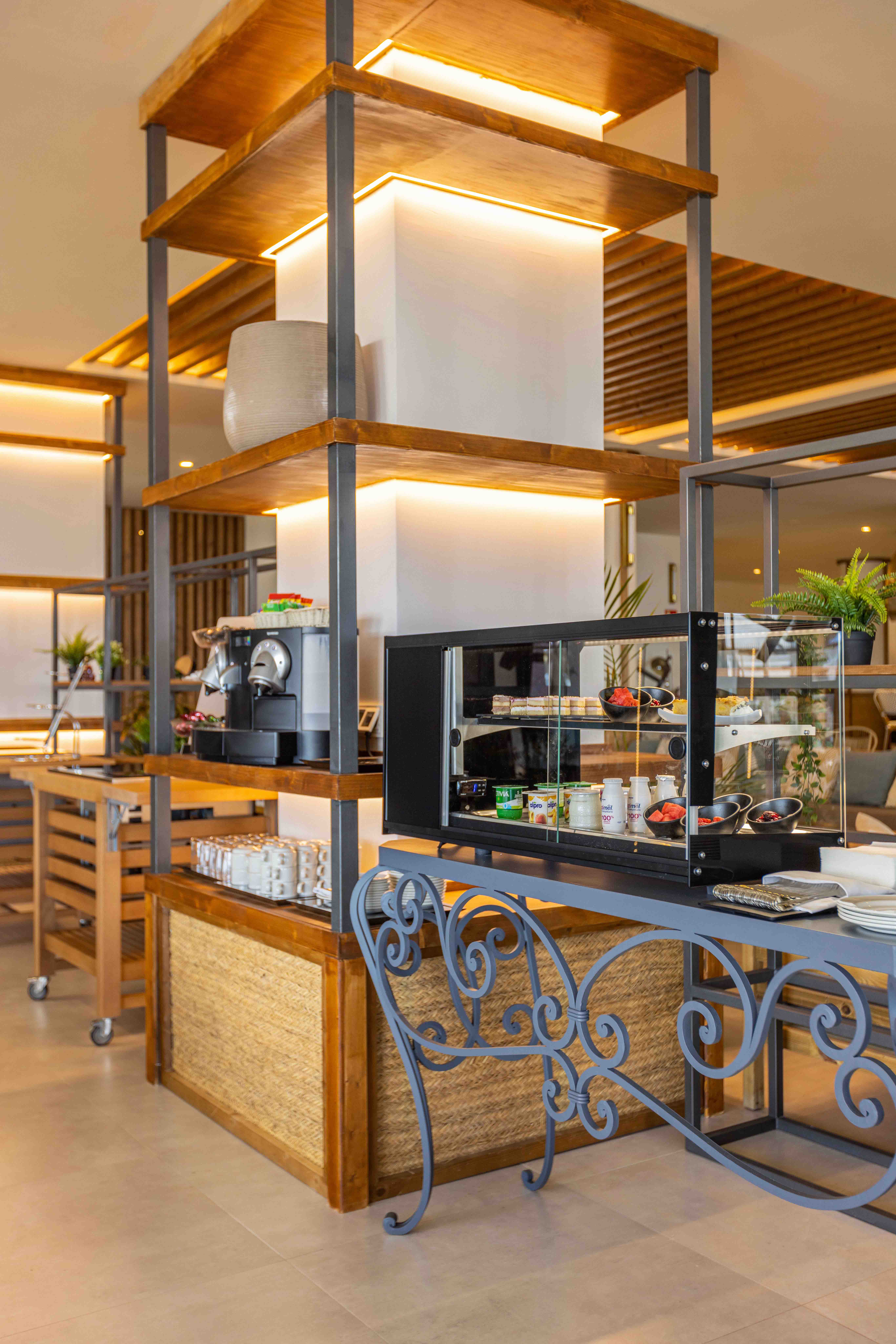 VIP Lounge Hotel Corallium