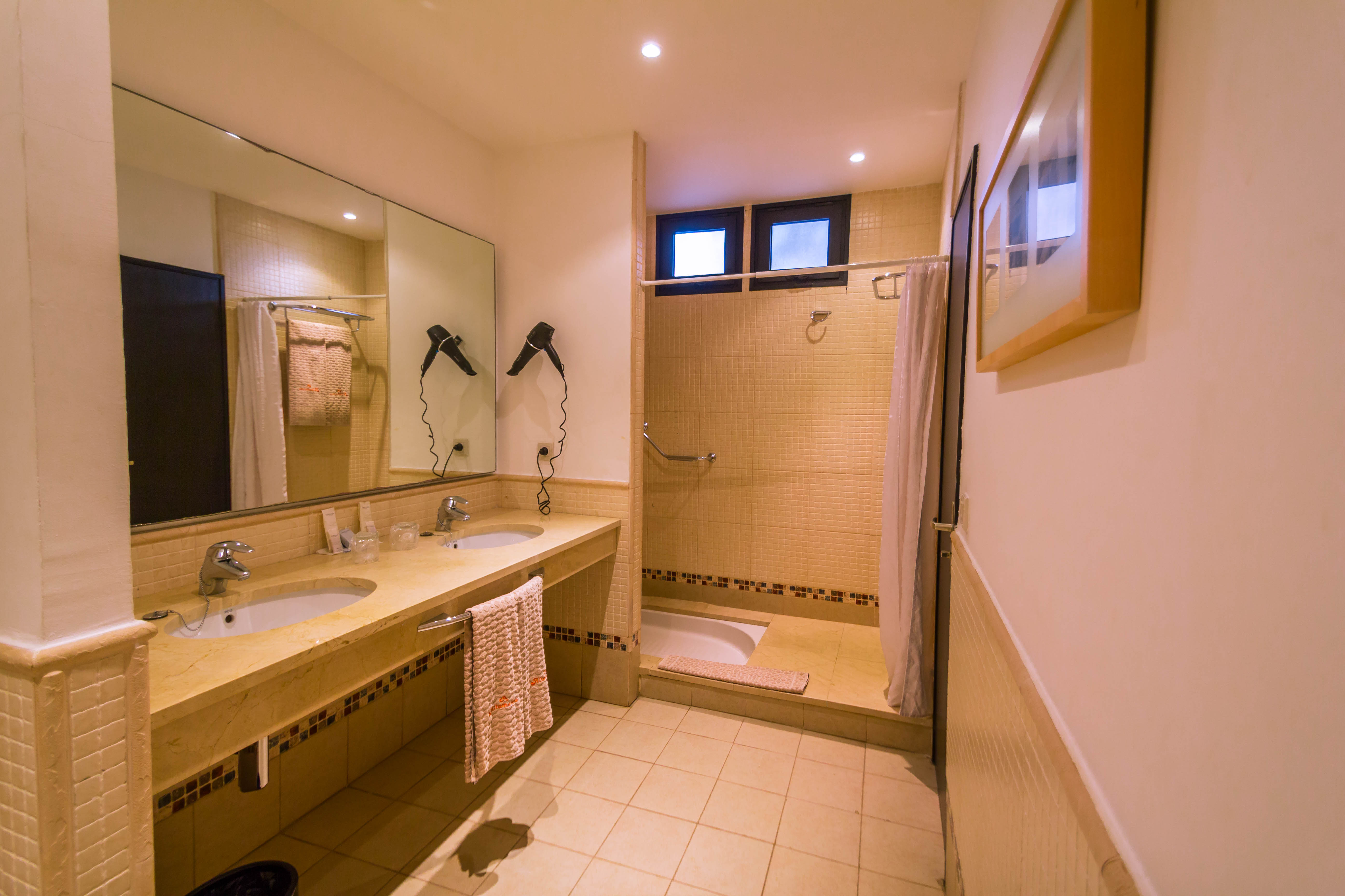 bathroom bungalow superior magnifique ifa villas altamarena