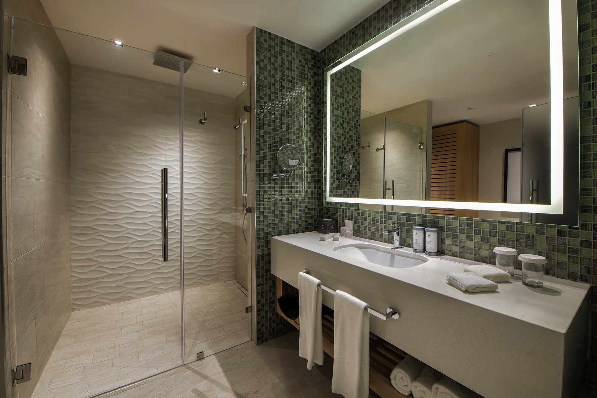 bathroom resort king pool view junior suite lopesan costa bavaro resort