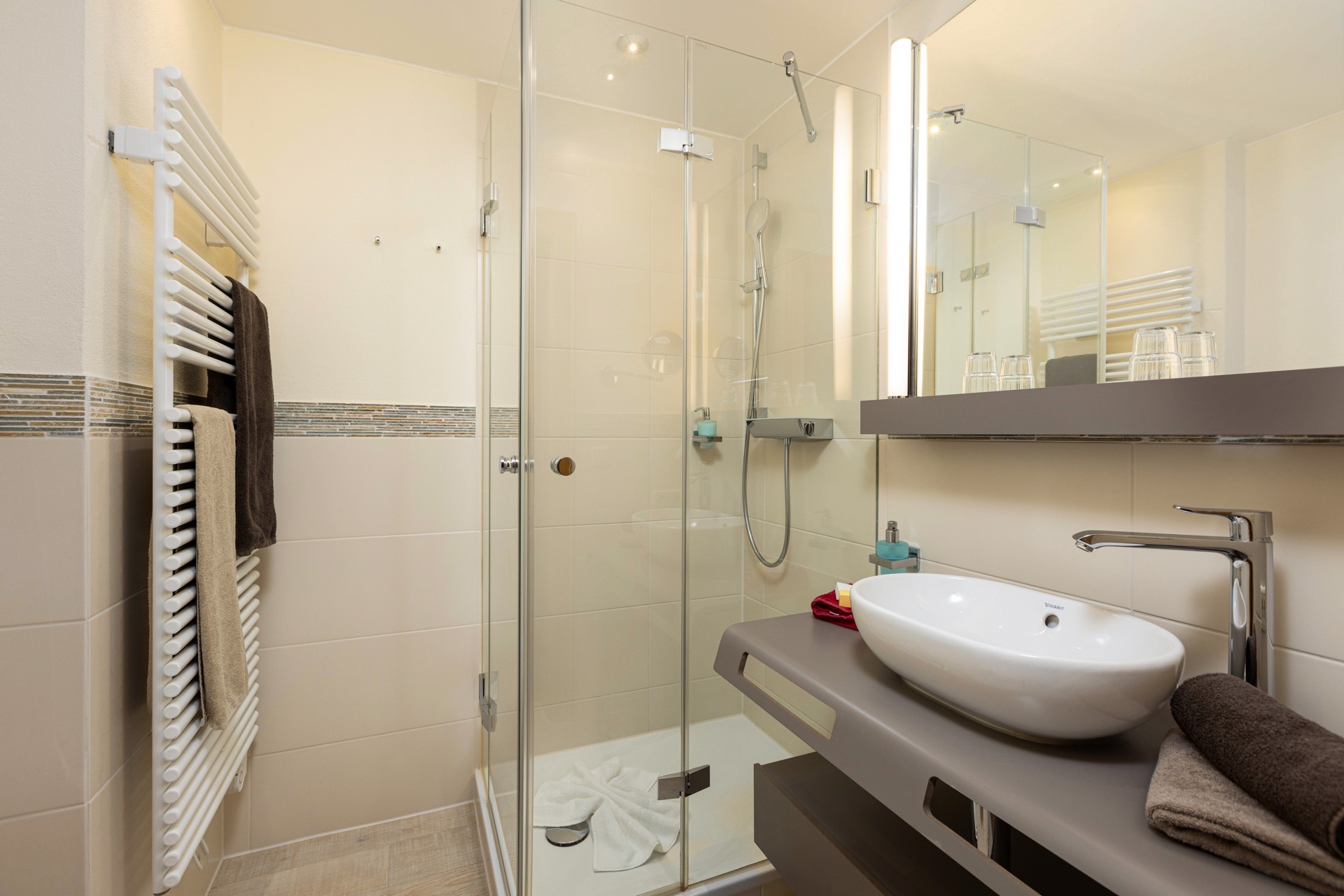 badezimmer doppelzimmer mit talblick hotel ifa alpenhof wildental