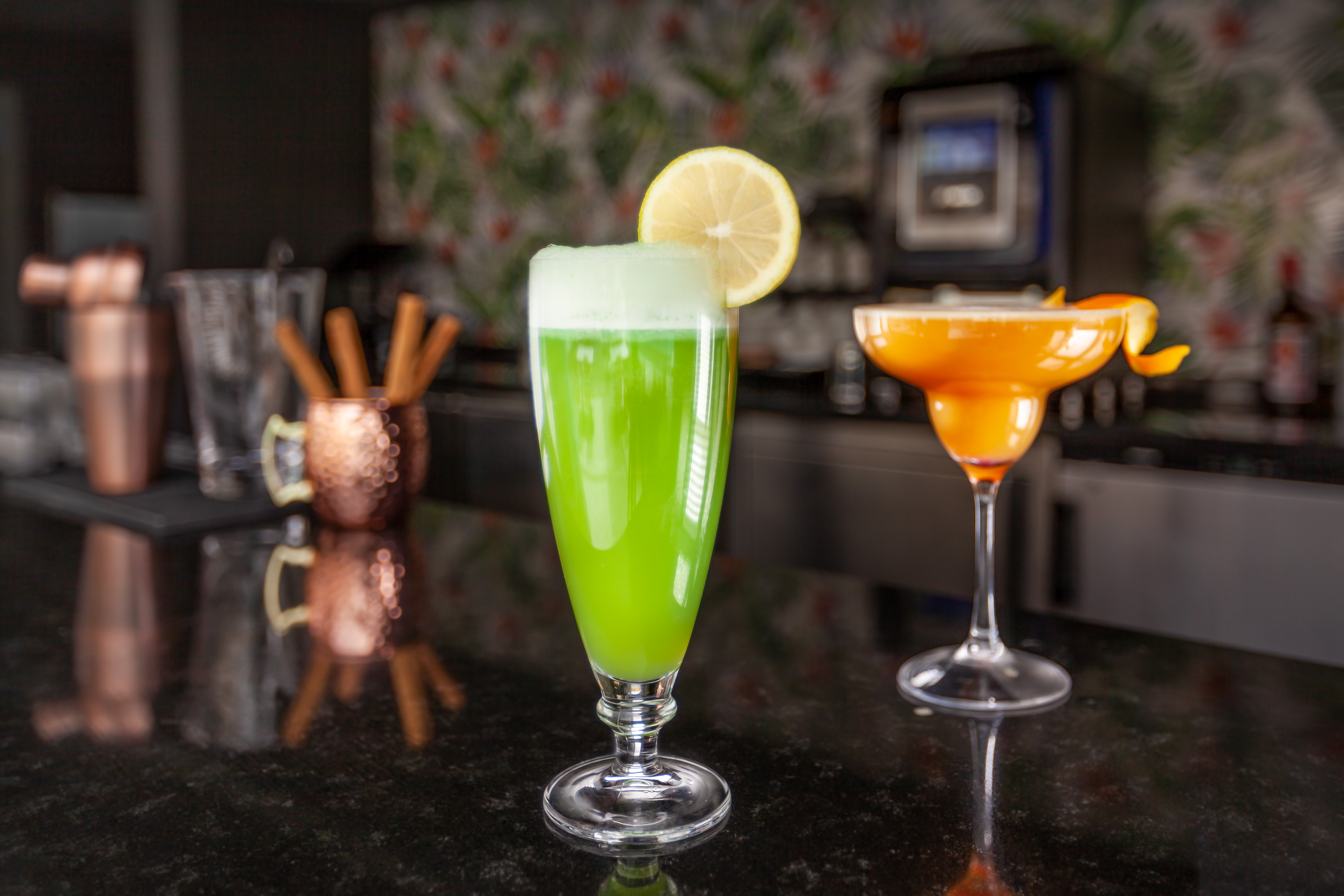 coctails ola bar piscina hotel kumara serenoa