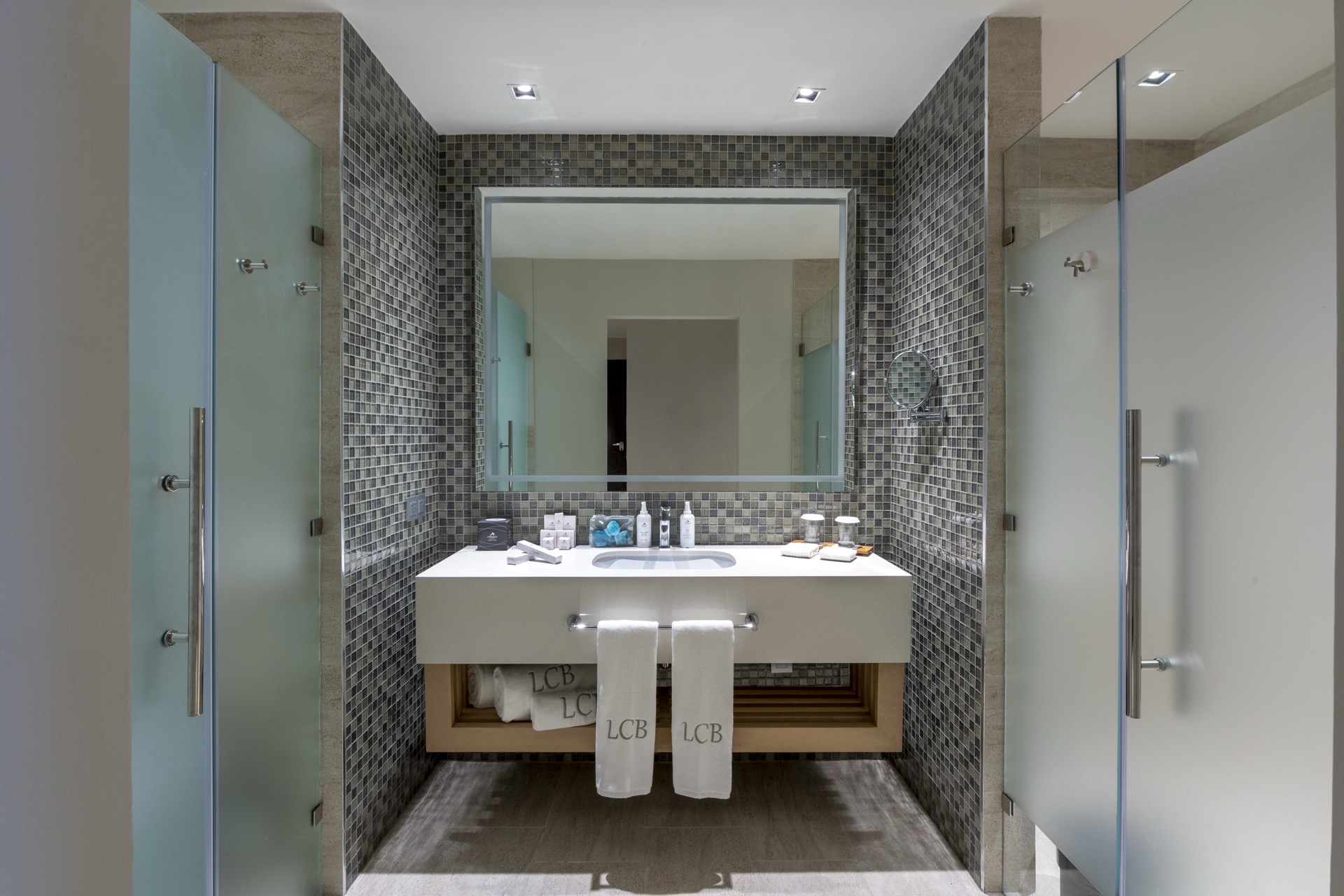 bathroom unique king swim up junior suite lopesan costa bavaro resort