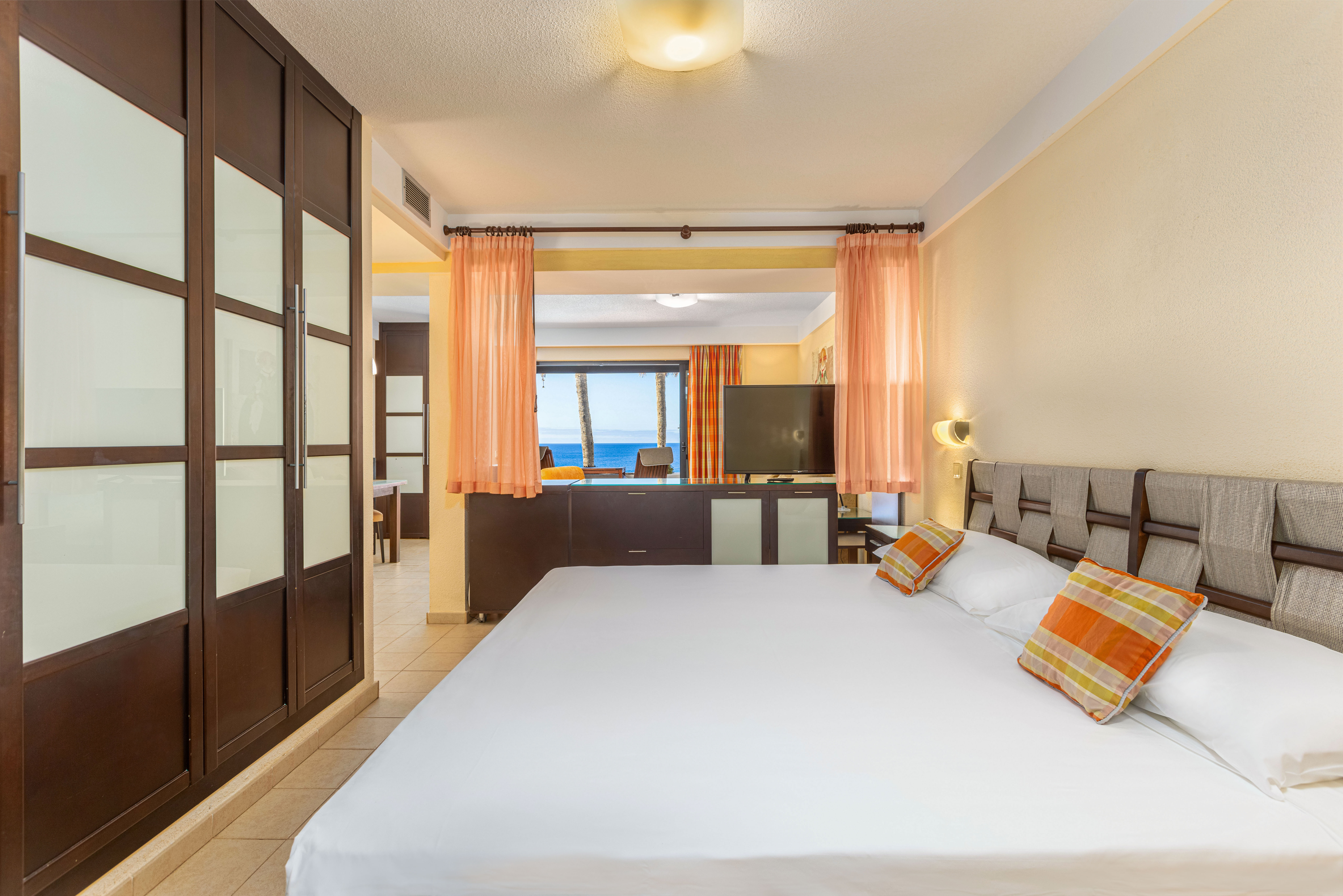 gastronomic-service-ifa-villa-altamarena