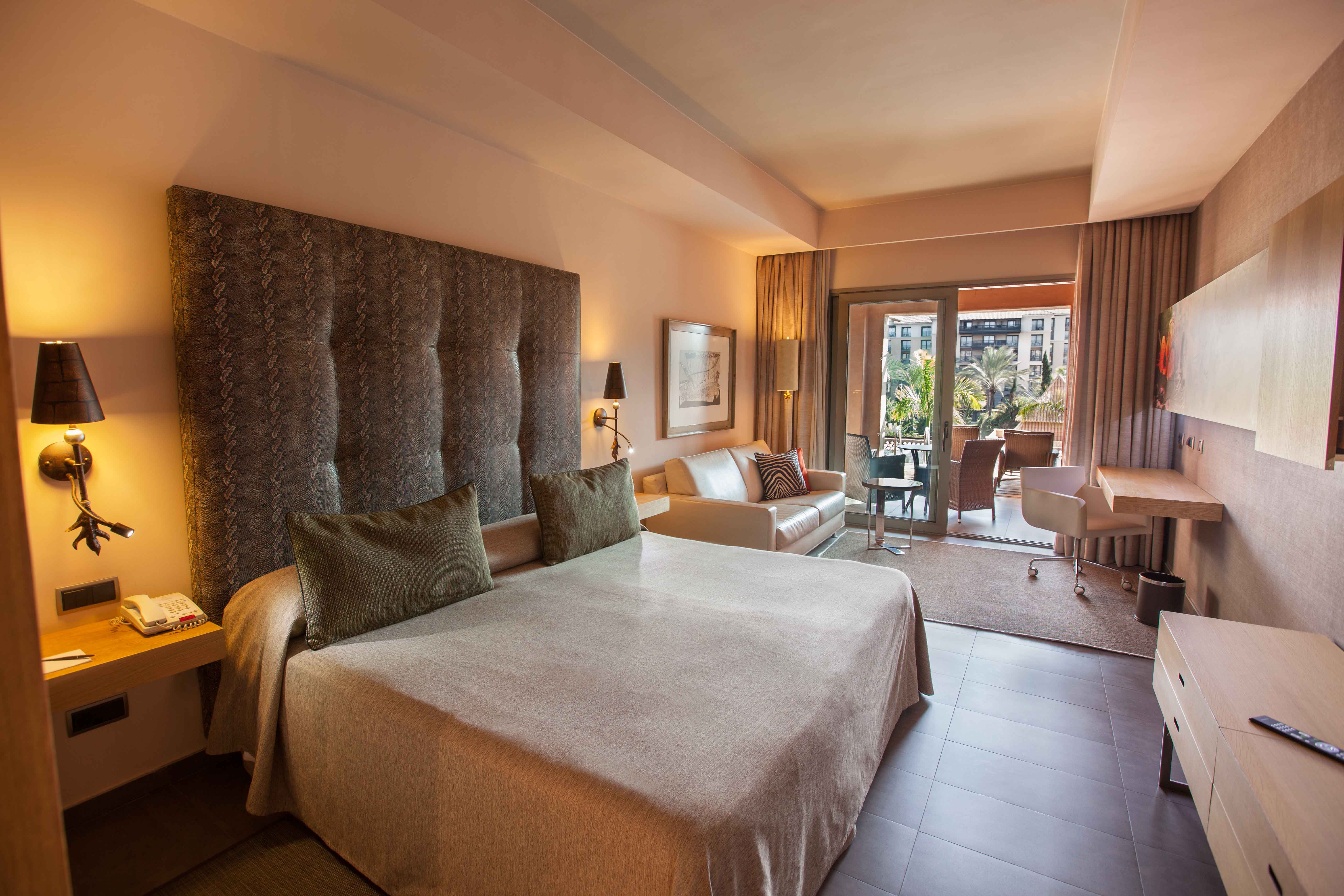 habitación doble deluxe pool lopesan baobab