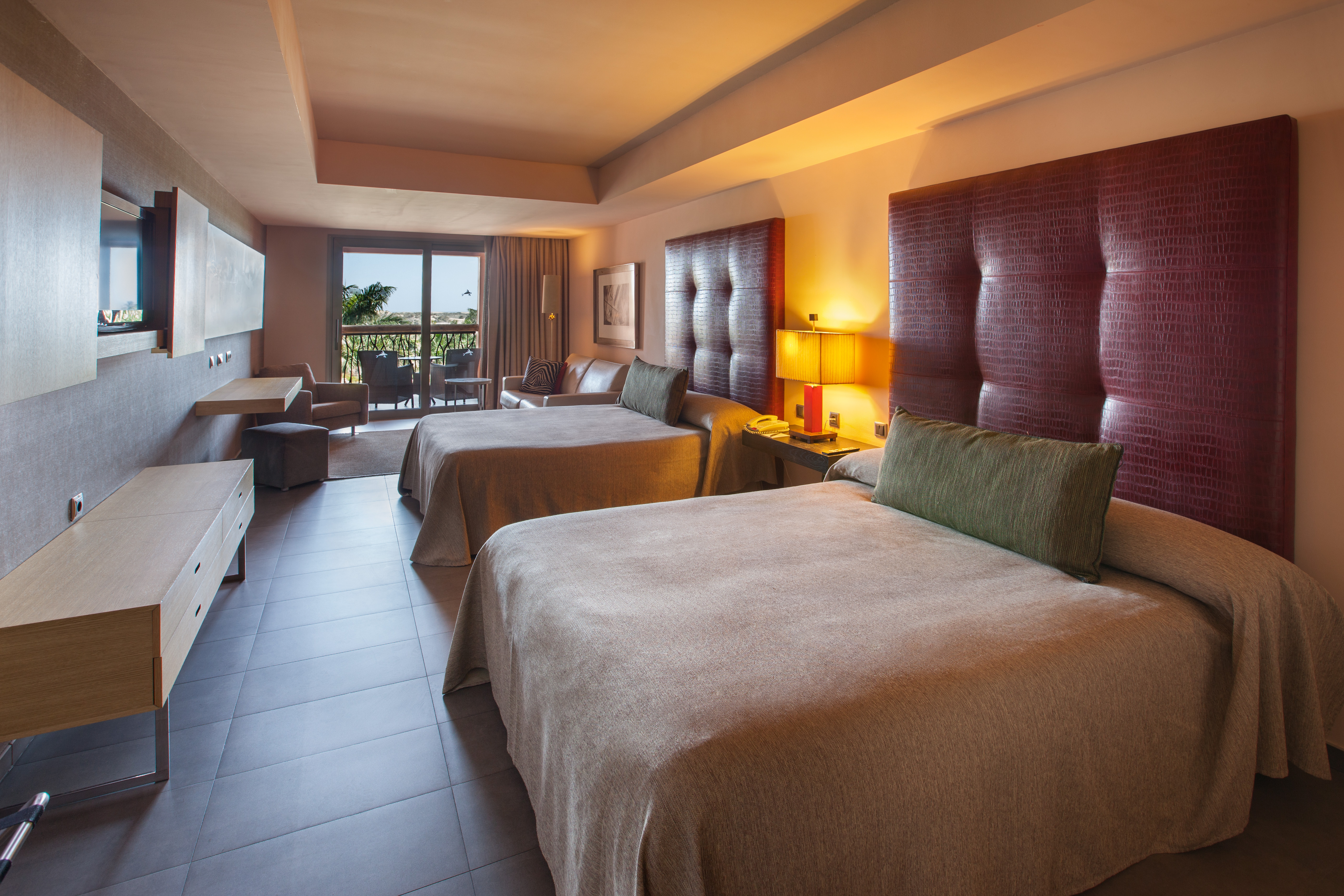 photos family rooms hotel lopesan baobab