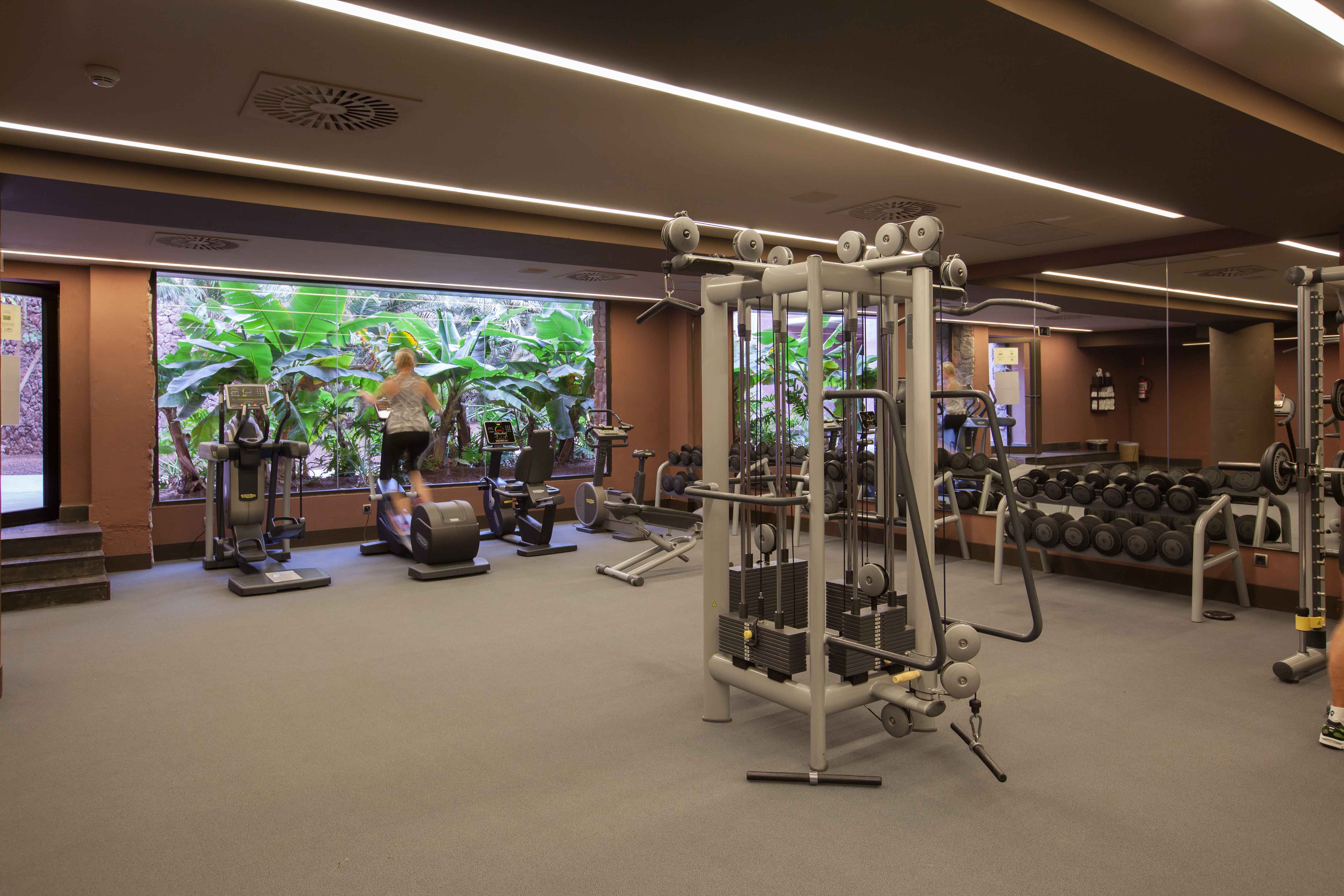 gym hotel lopesan baobab gran canaria