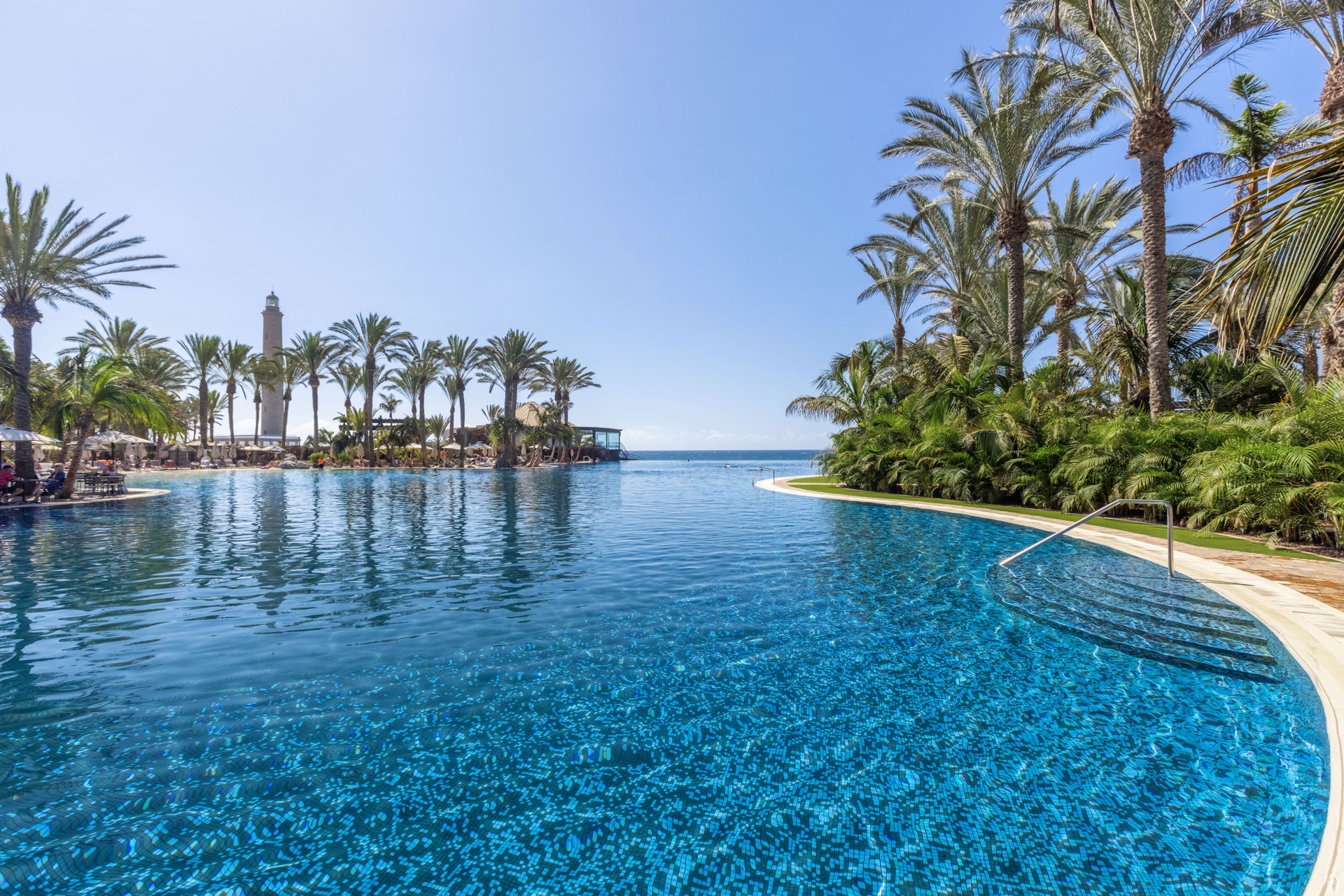 lopesan costa meloneras resort & spa el lago pool