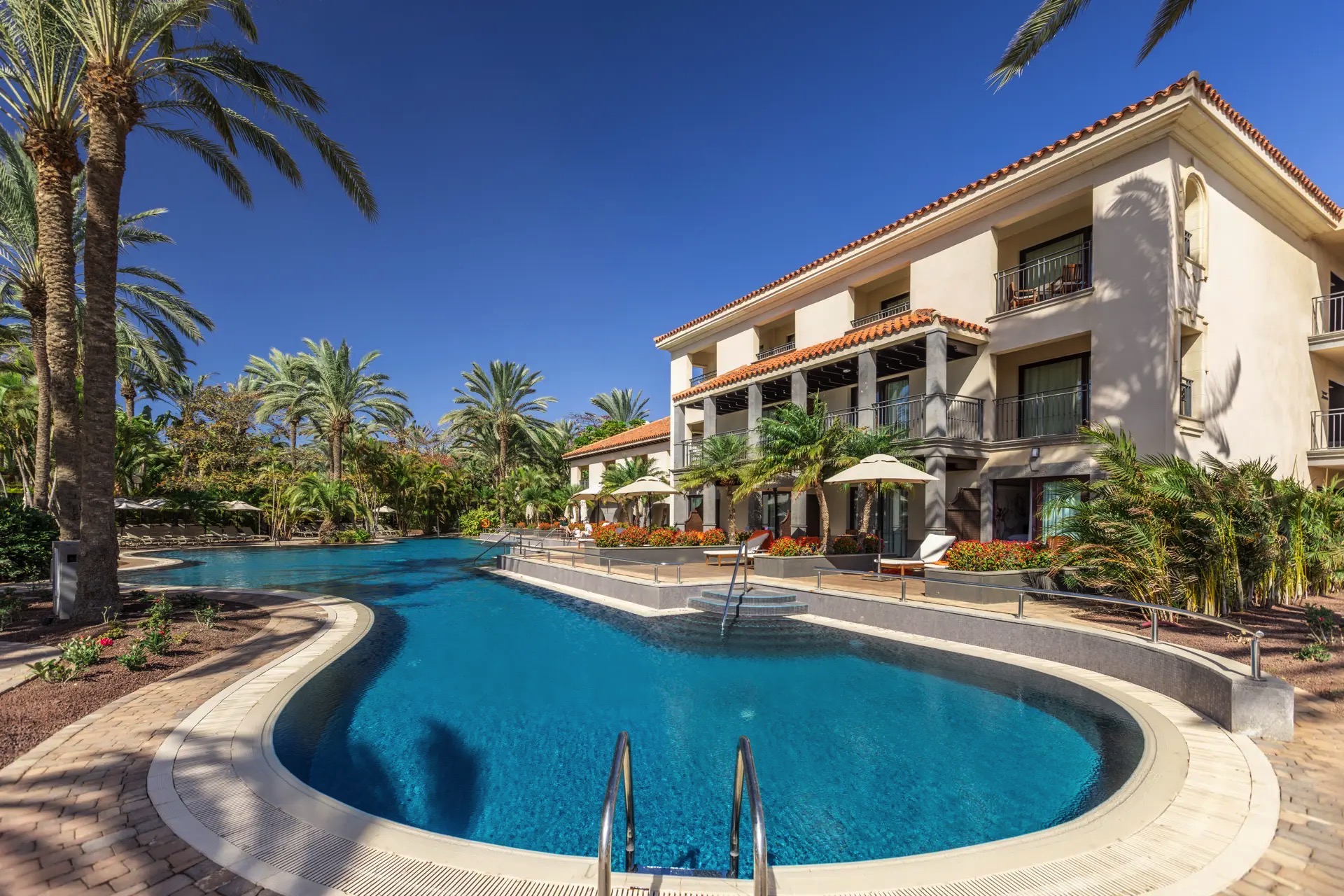 lopesan costa meloneras resort & spa unique pool