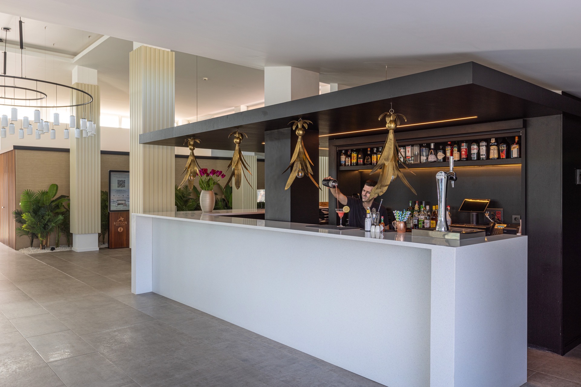 o2 bar kumara serenoa by lopesan hotels