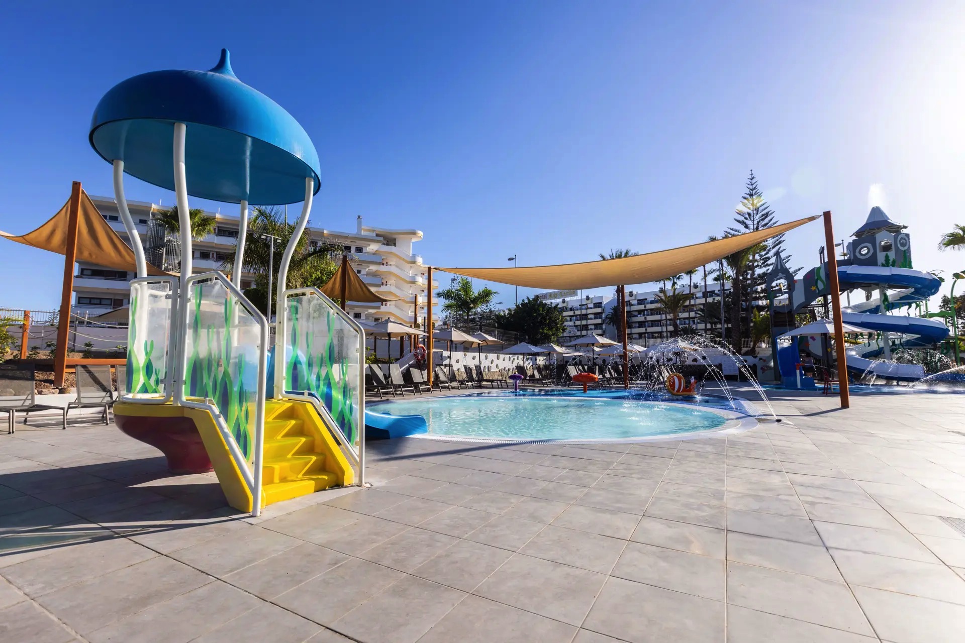kinderpoolbereich abora catarina by lopesan hotels