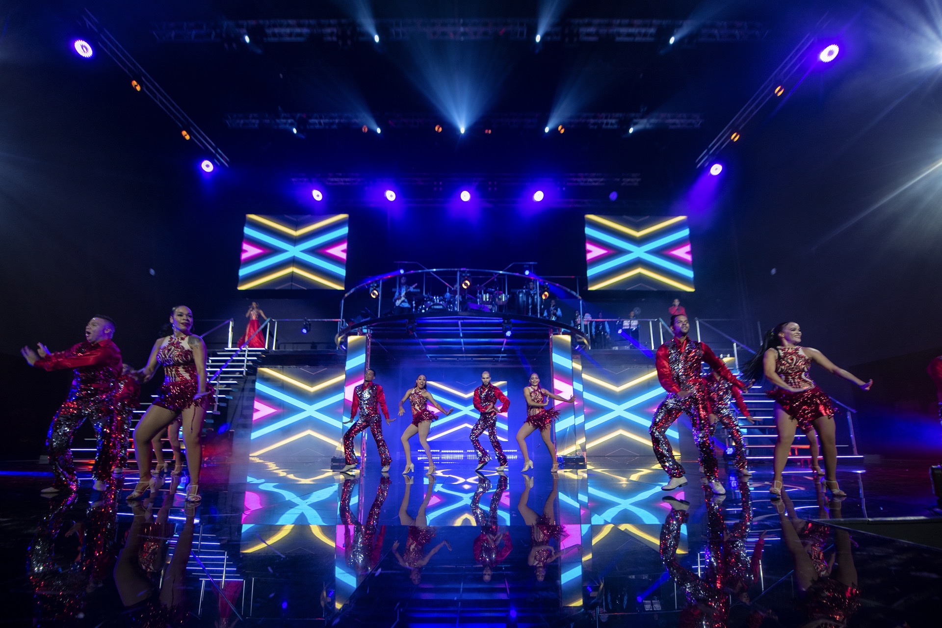 leisure area punta cana theater bar
