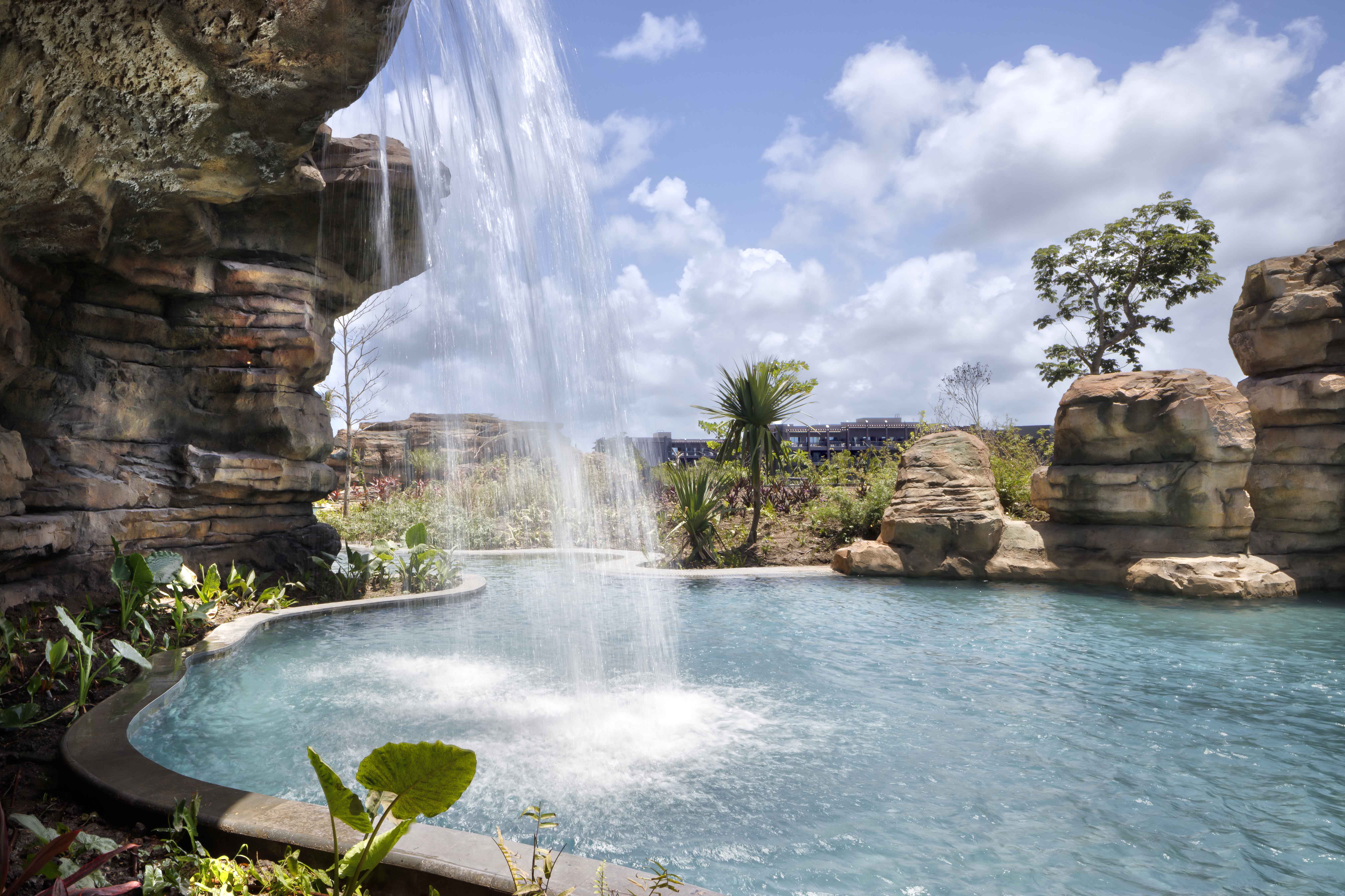 Sinkhole Waterfall Punta Cana Lopesan Caoba Lagoon
