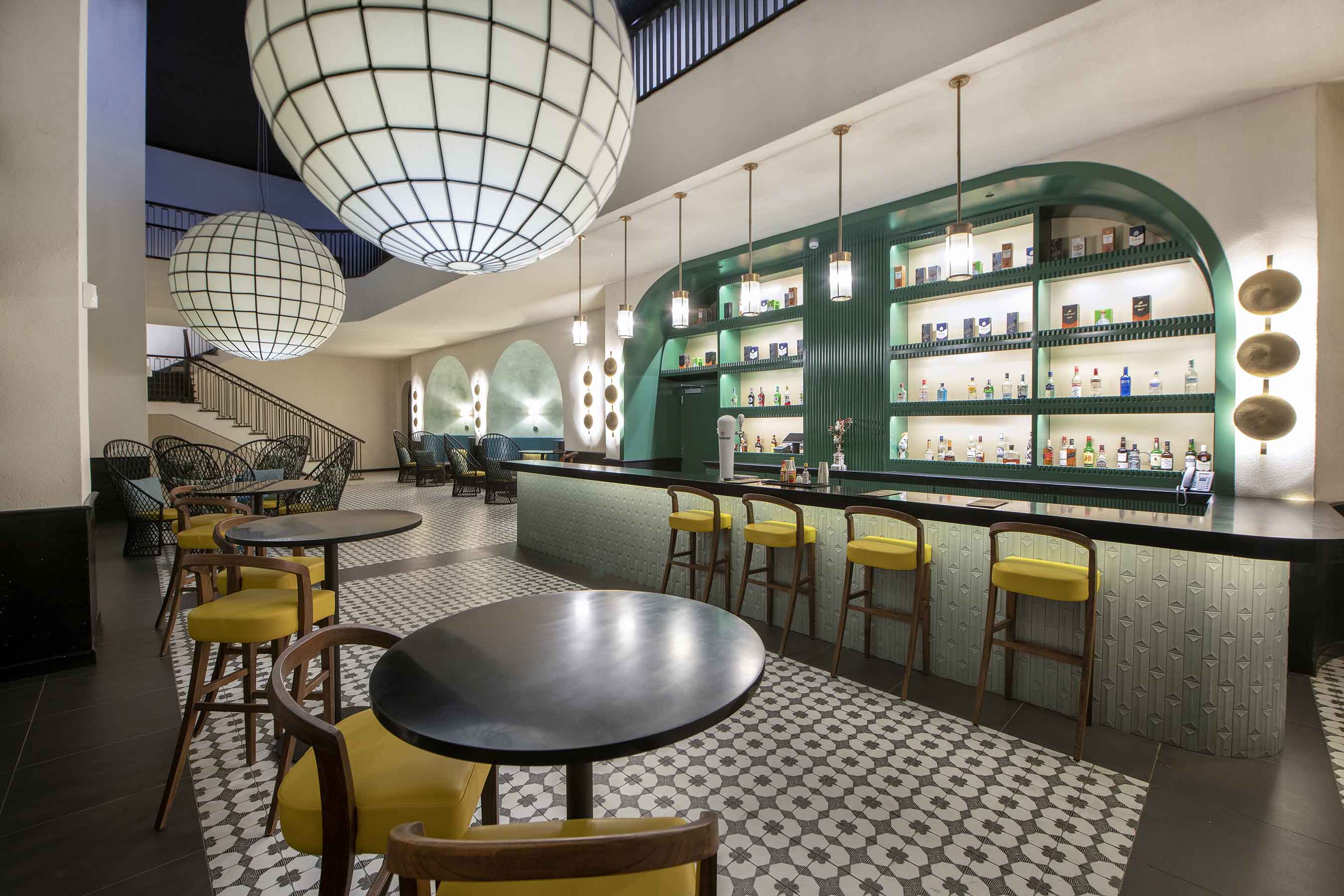 Theater bar Lopesan Caoba Lagoon