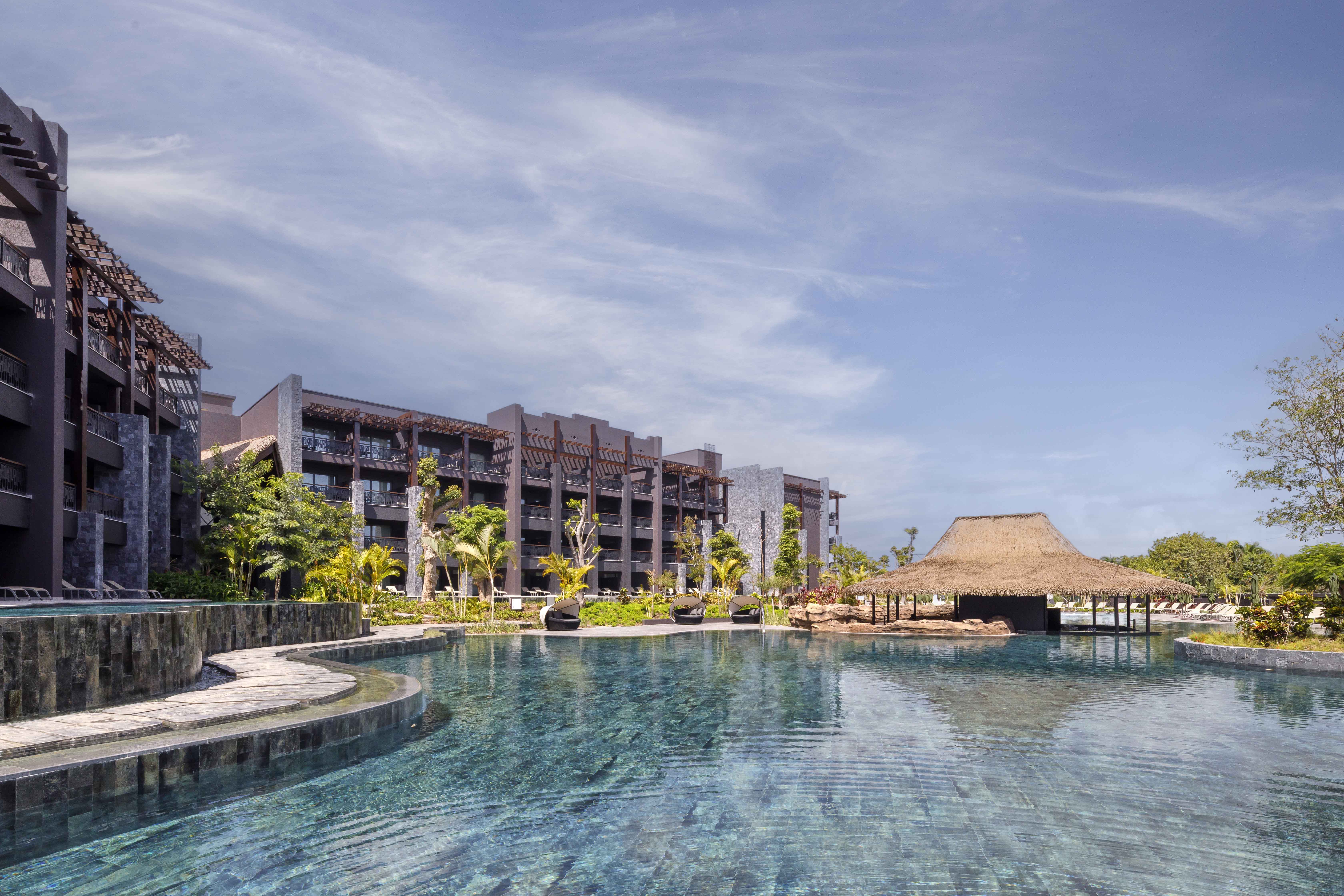 hotel pools Lopesan Serenity Bay
