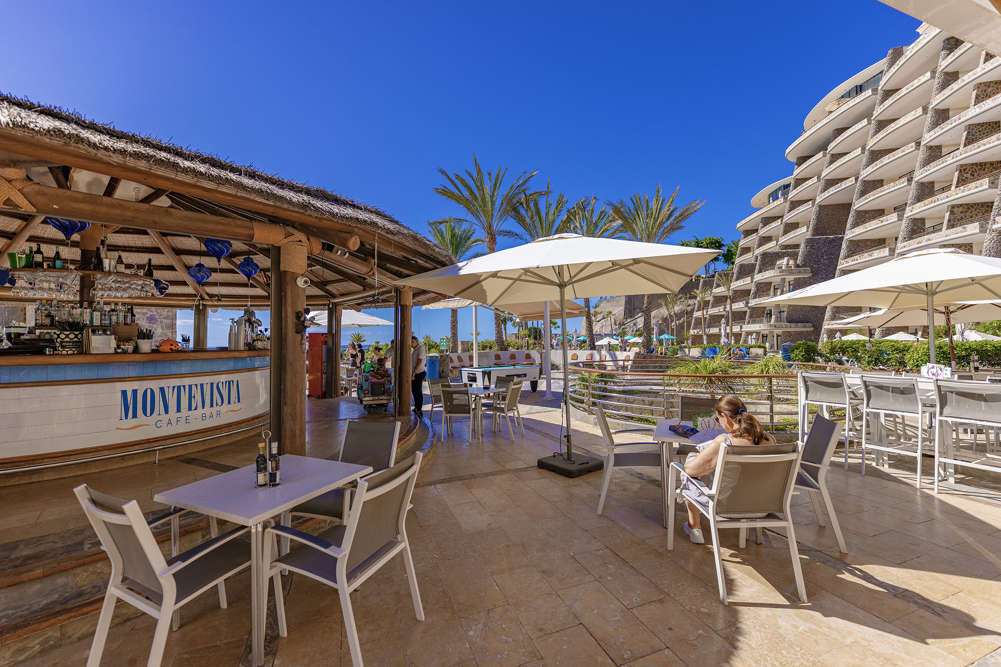 Bar abierto playa hotel Anfi del Mar
