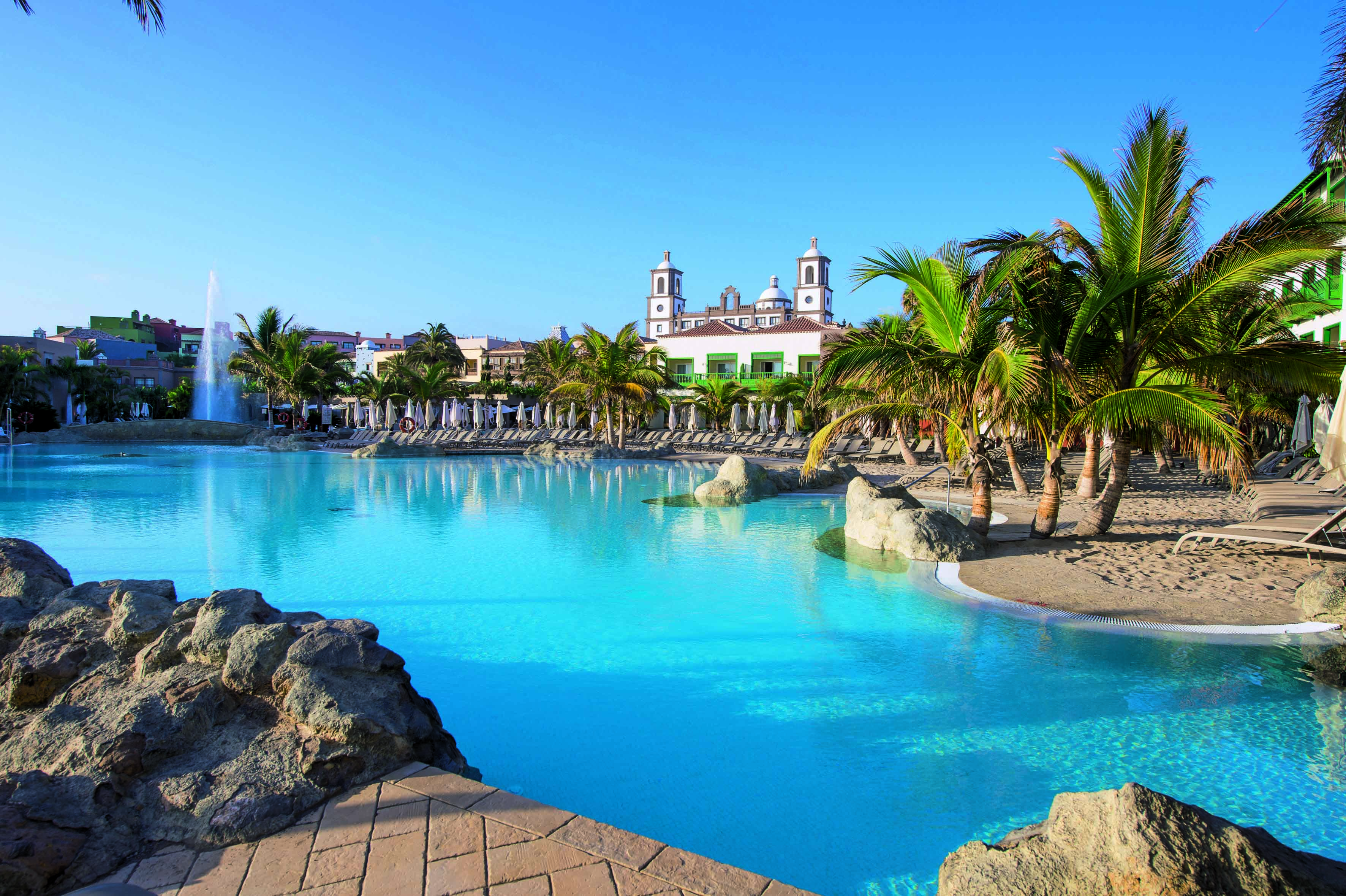ARENAL POOL (13)