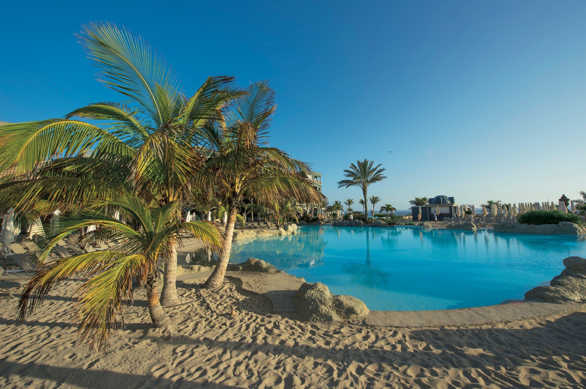 hotel lopesan villa del conde pool pictures