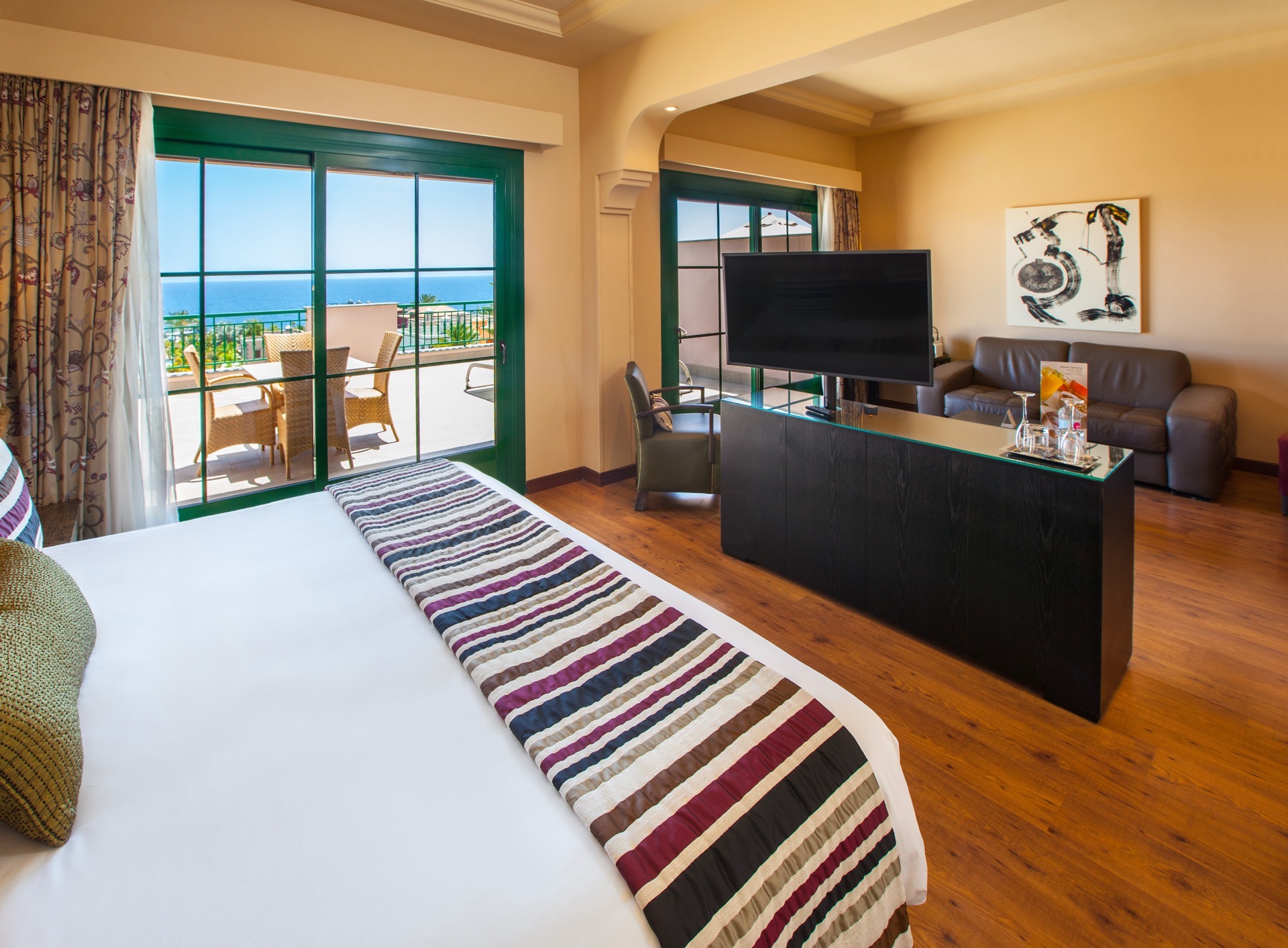 habitación doble deluxe vista resort lopesan villa del conde