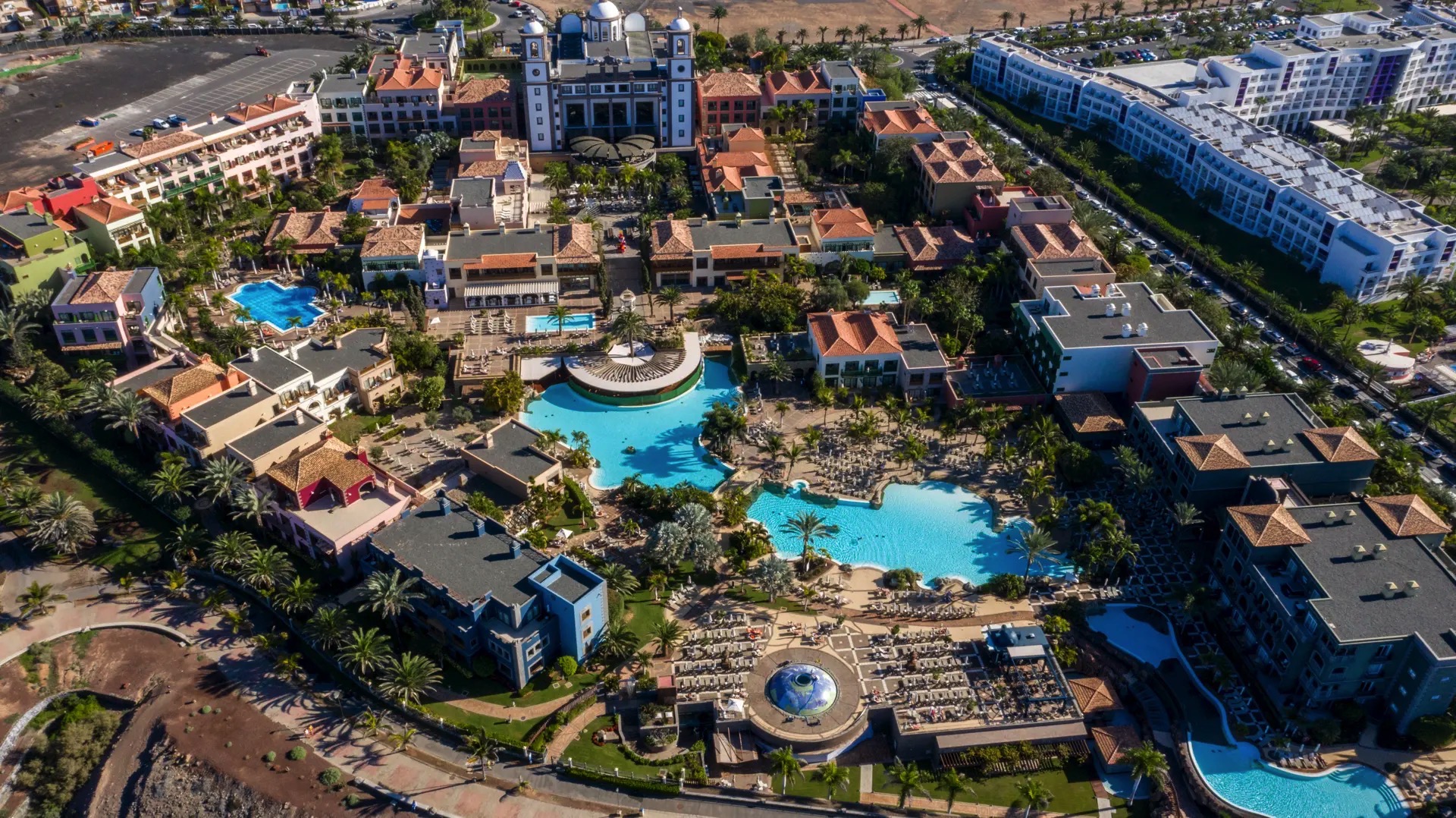 fotos entorno hotel lopesan villa del conde