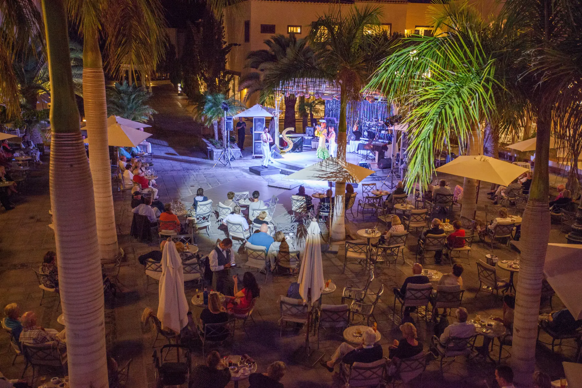 image gallery hotel lopesan villa del conde musical show