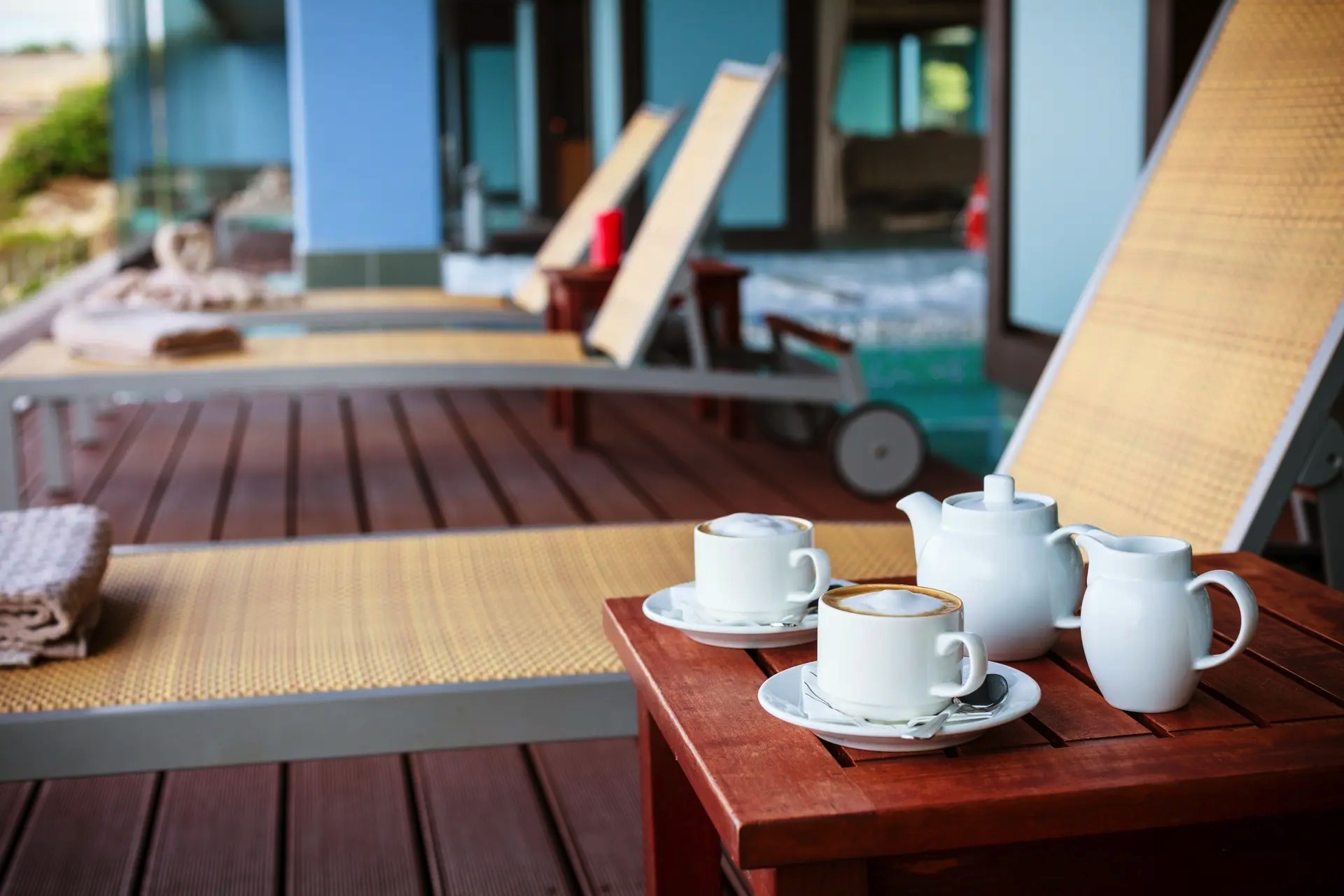 fotos zona relax piscina hotel lopesan villa del conde