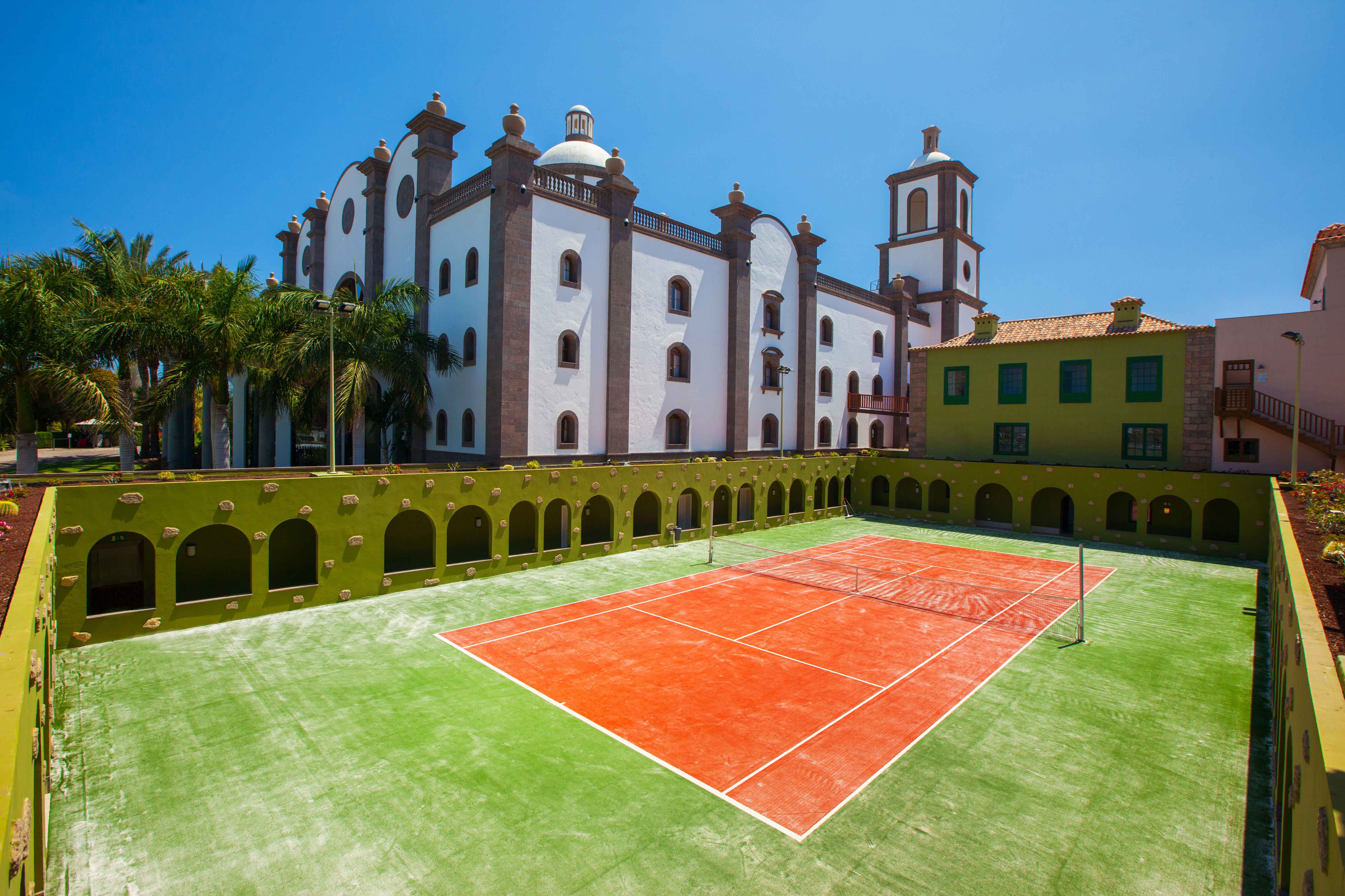 images and photos hotel lopesan villa del conde padel area