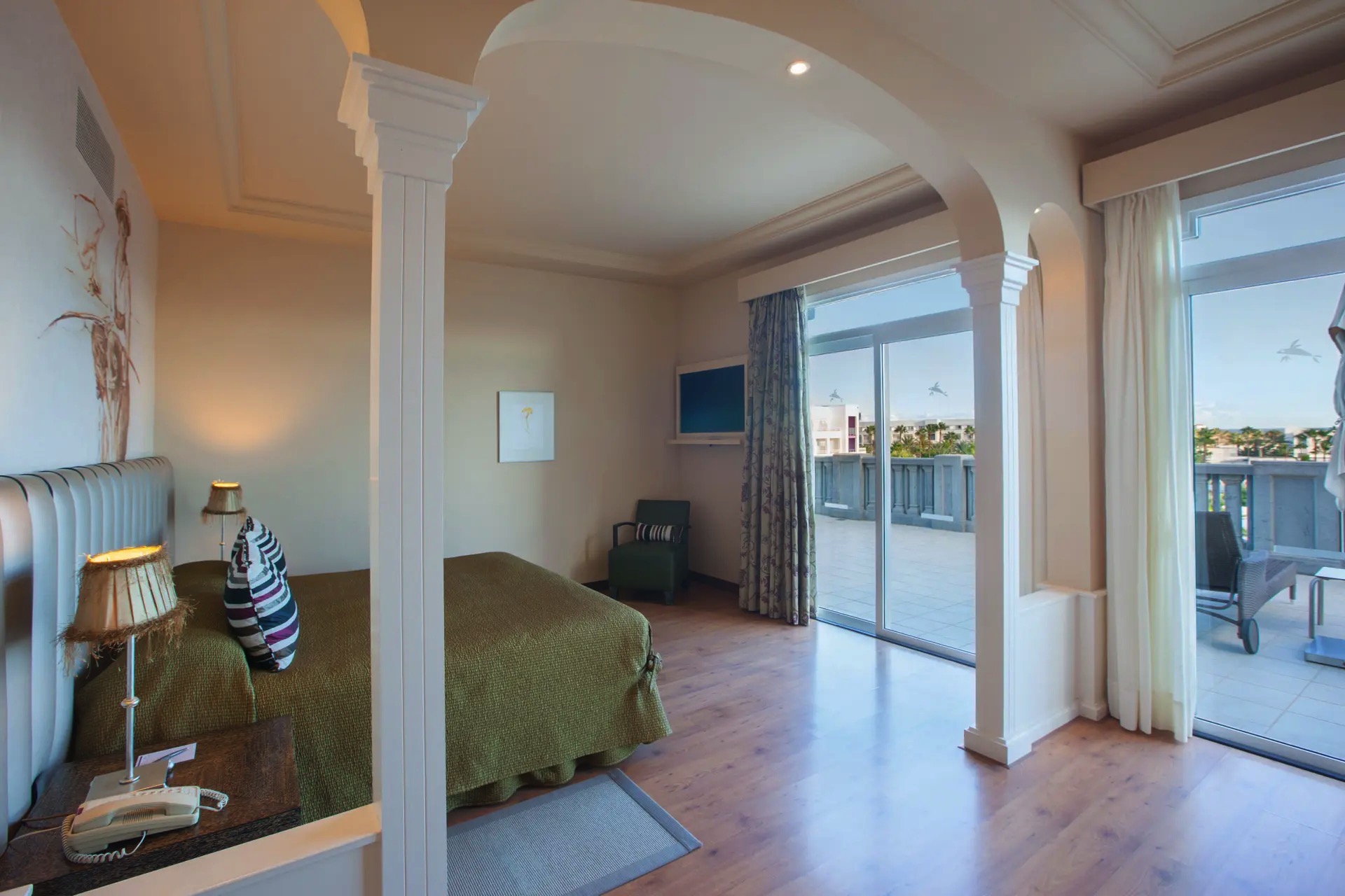 bed senior suite lopesan villa del conde resort & thalasso