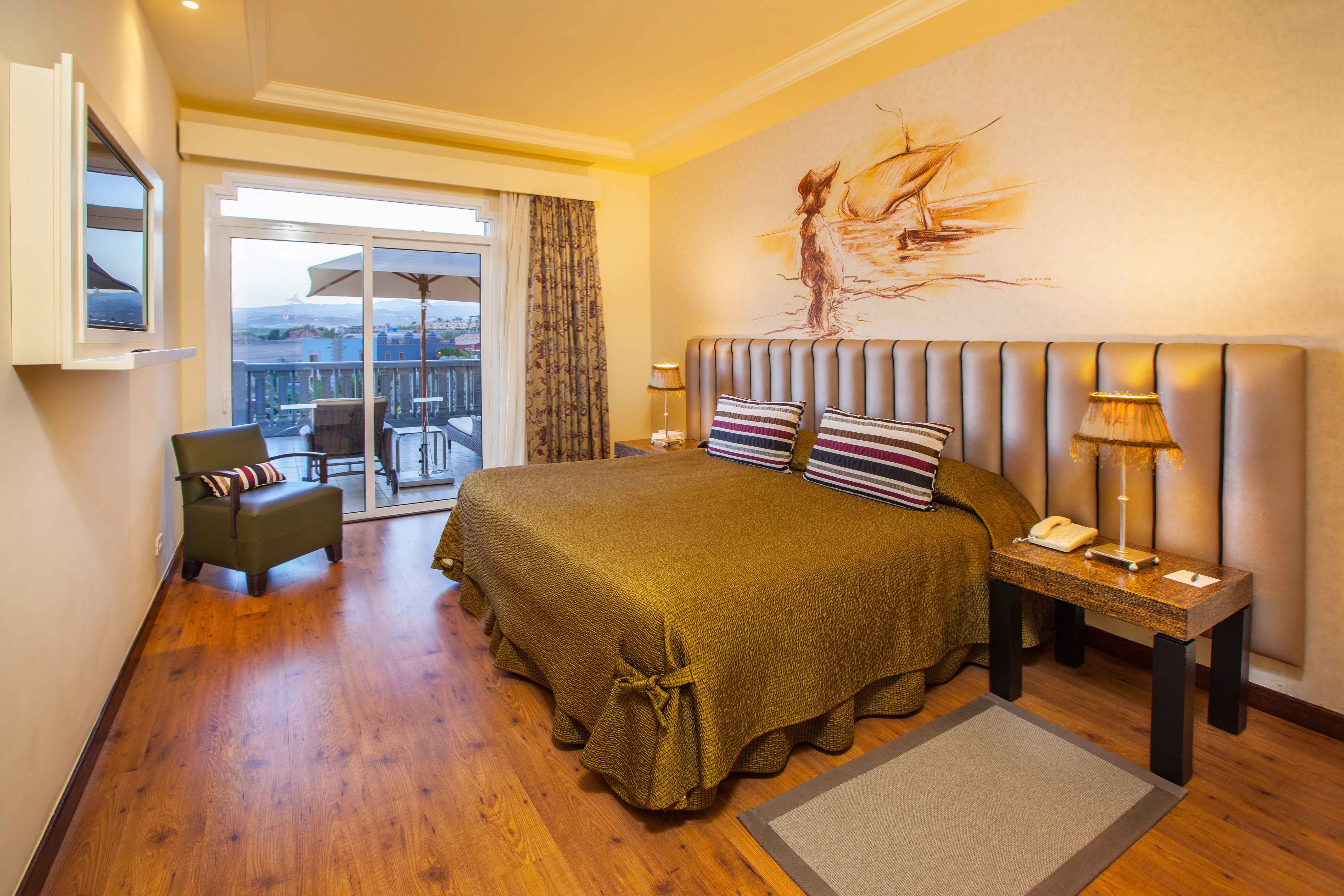 superior suite hotel lopesan villa del conde