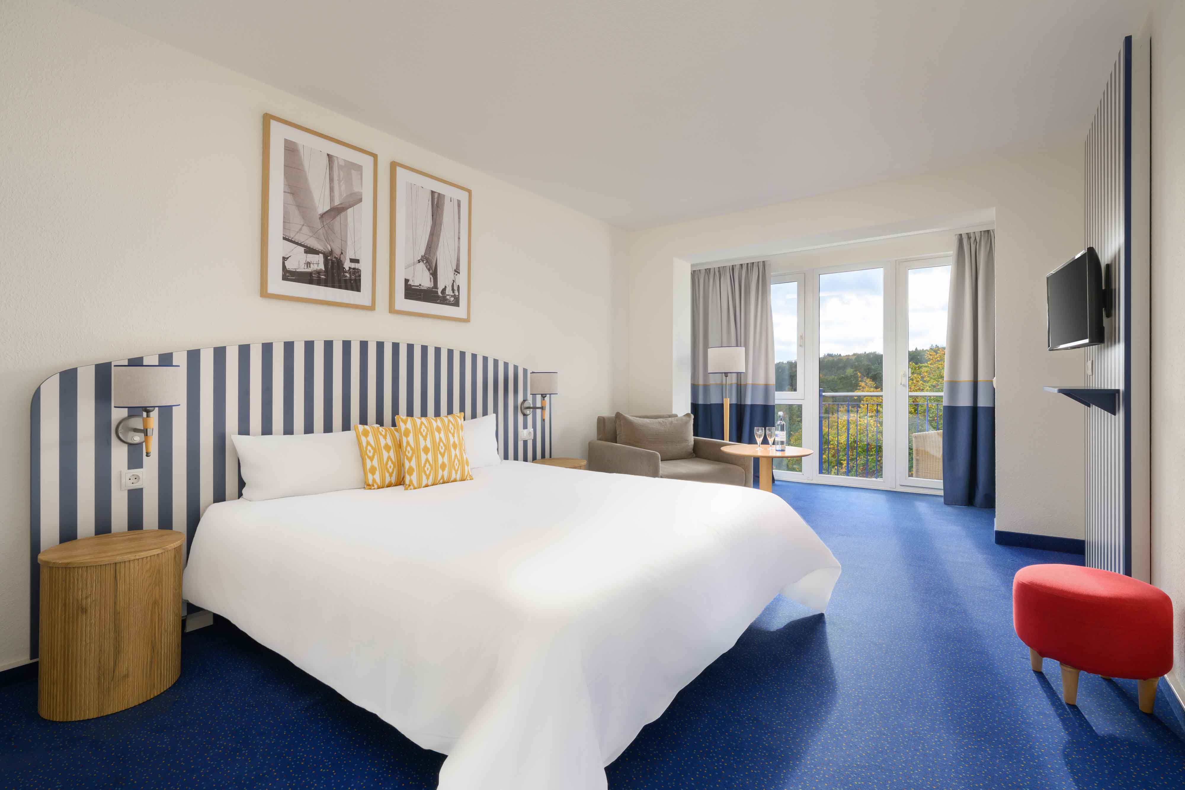 cama habitaciones doble confort hotel ifa rugen