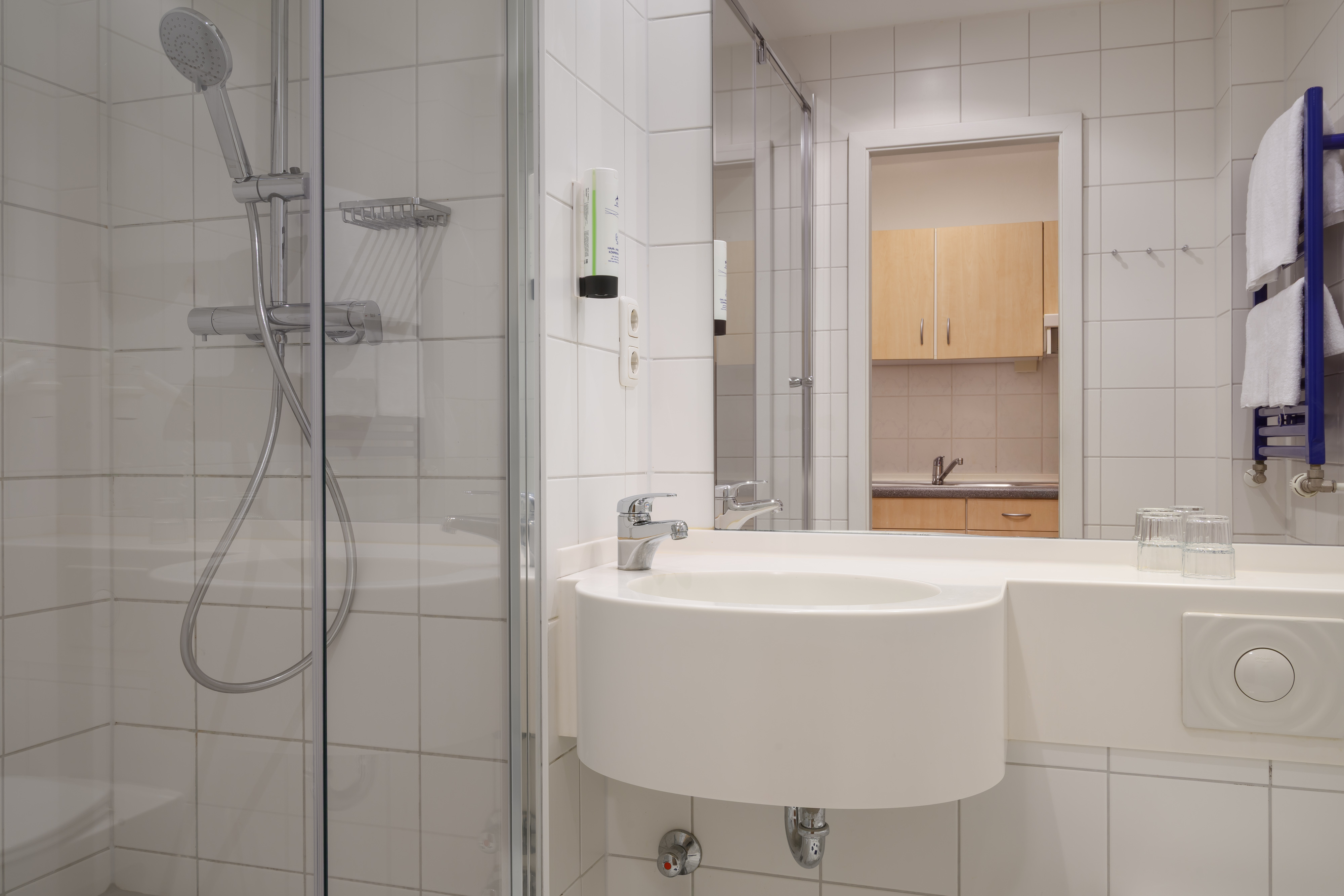 bathroom apartment 1 bedroom ifa rügen hotel