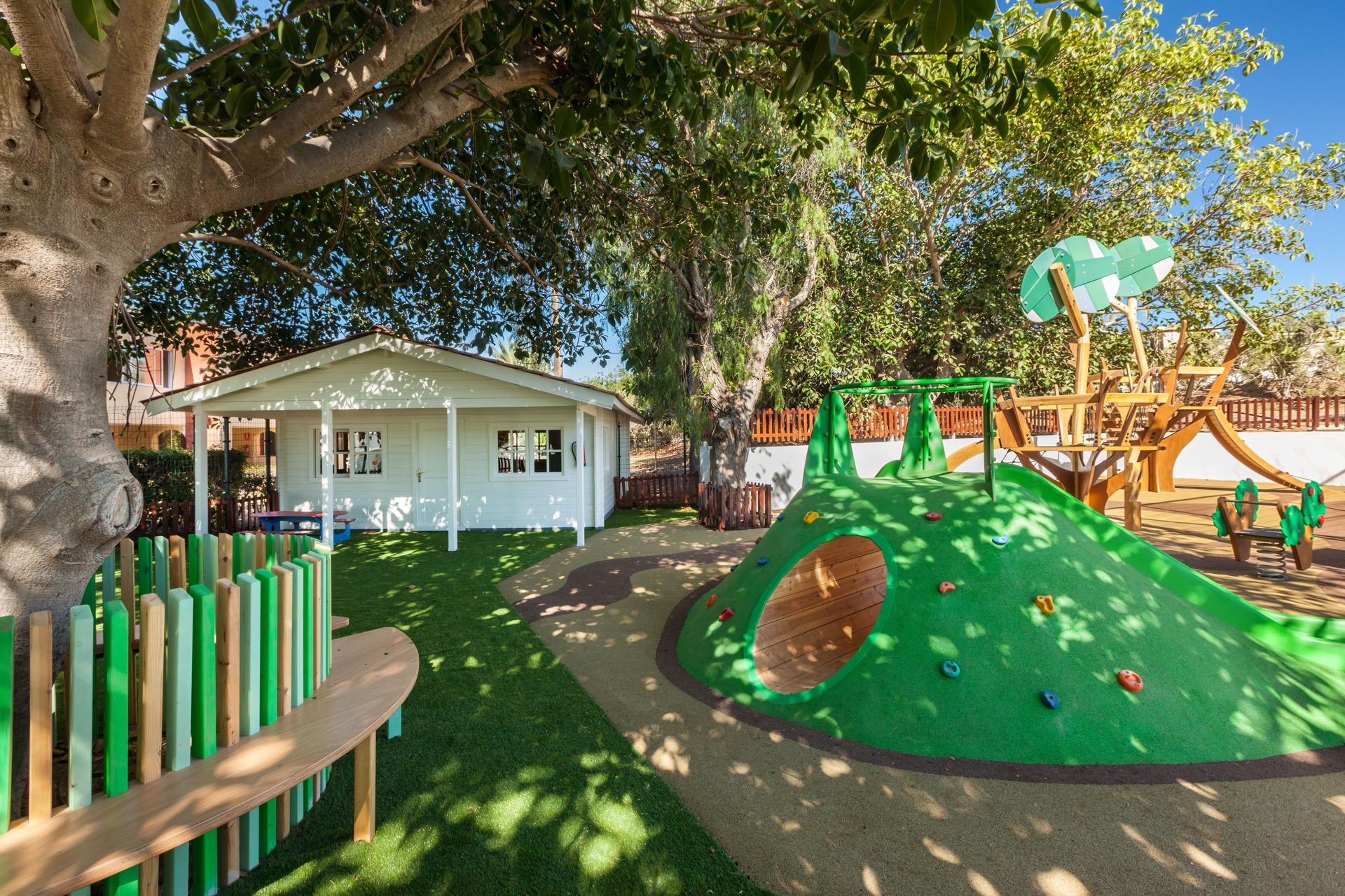 aboritos club area images and photos abora interclub atlantic by lopesan hotels