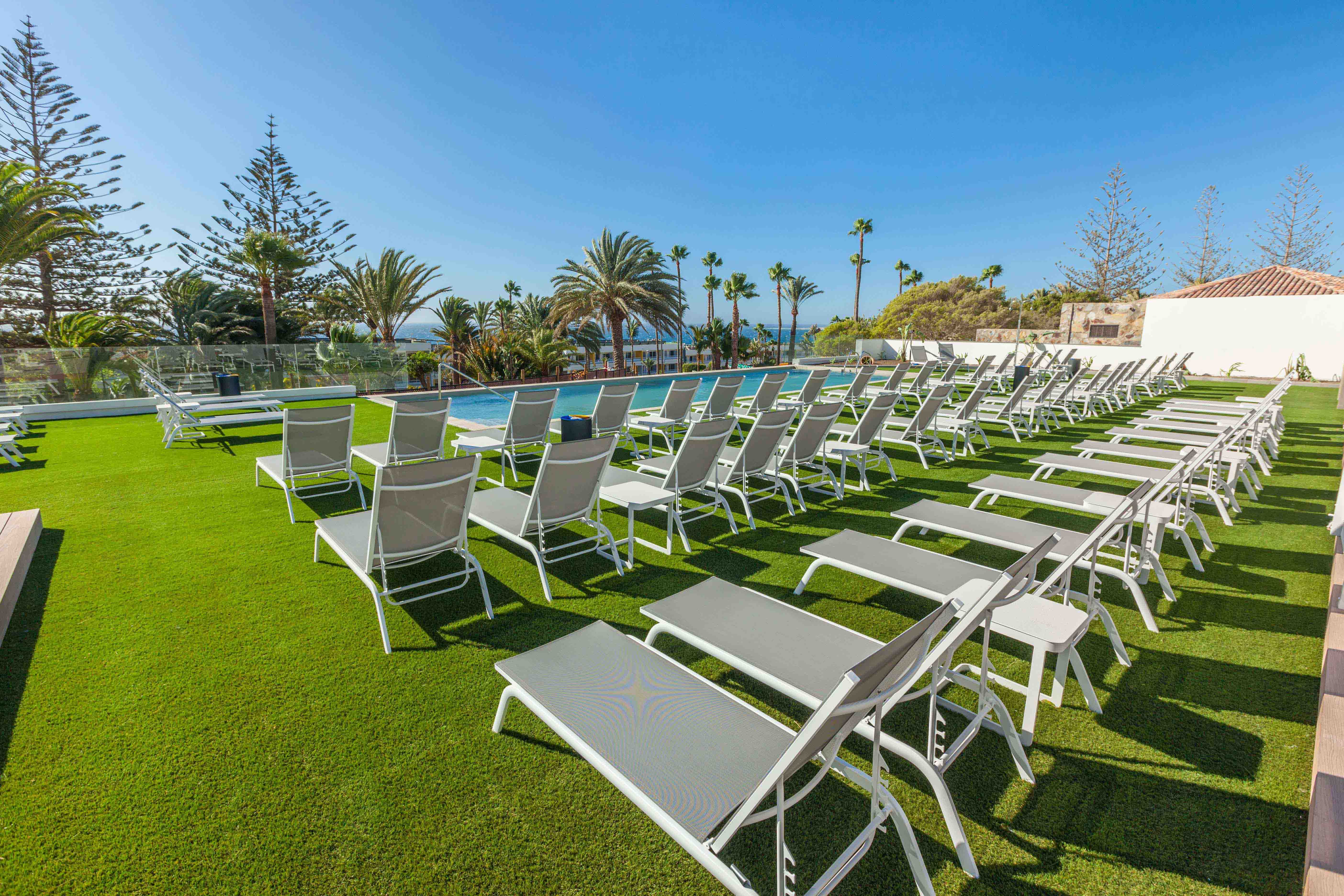 schwimmbäder abora interclub atlantic by lopesan hotels erwachsenenbereich
