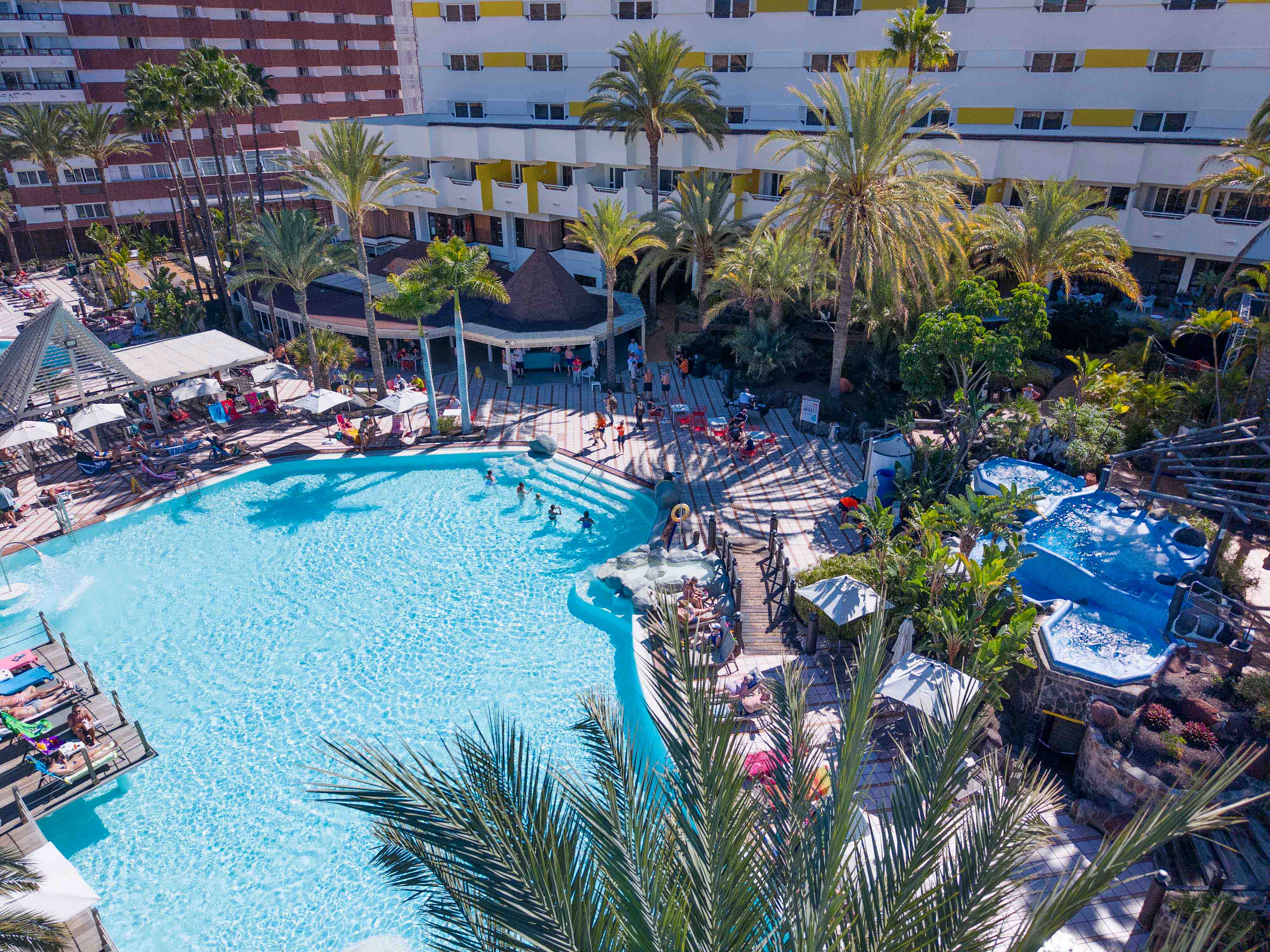 fun pool abora continental by lopesan hotels