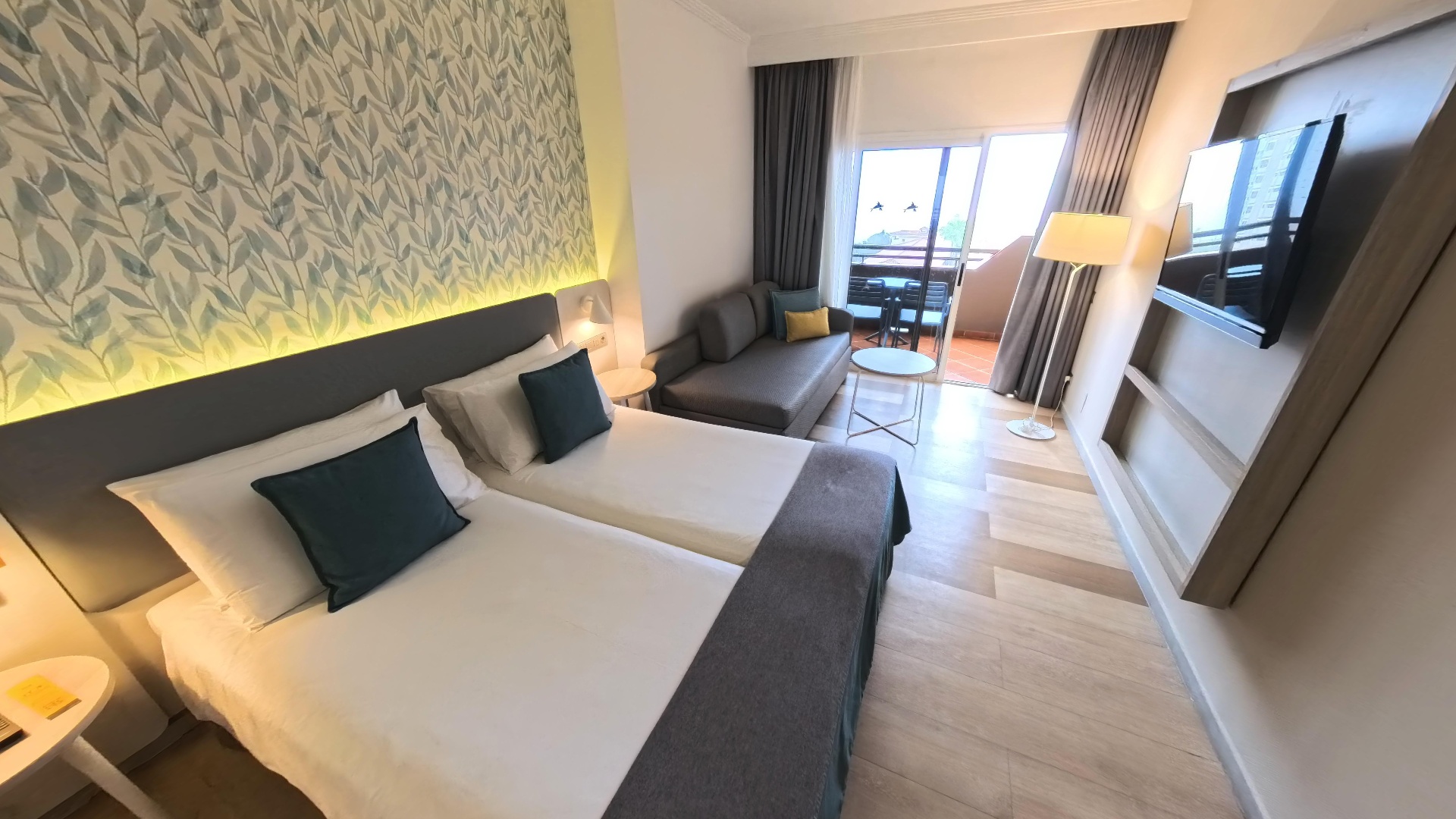 Portada_Abora_continental_Habitacion_3_2_id3232_16x9 360