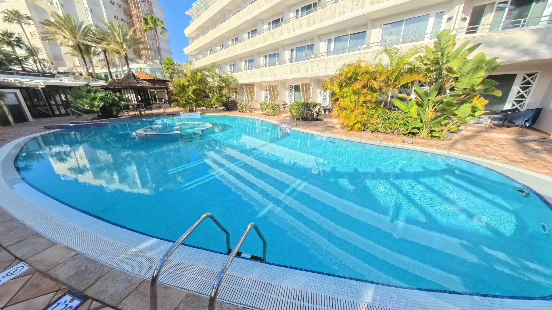 Portada_Corallium_dunamar_Piscina_3_2_id2305_16x9 360
