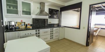 	Kitchen in the Double Deluxe Superior bungalow at IFA Villas Altamarena	