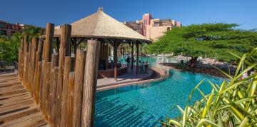 	Río lento desde el bar piscina del hotel Lopesan Baobab Resort	