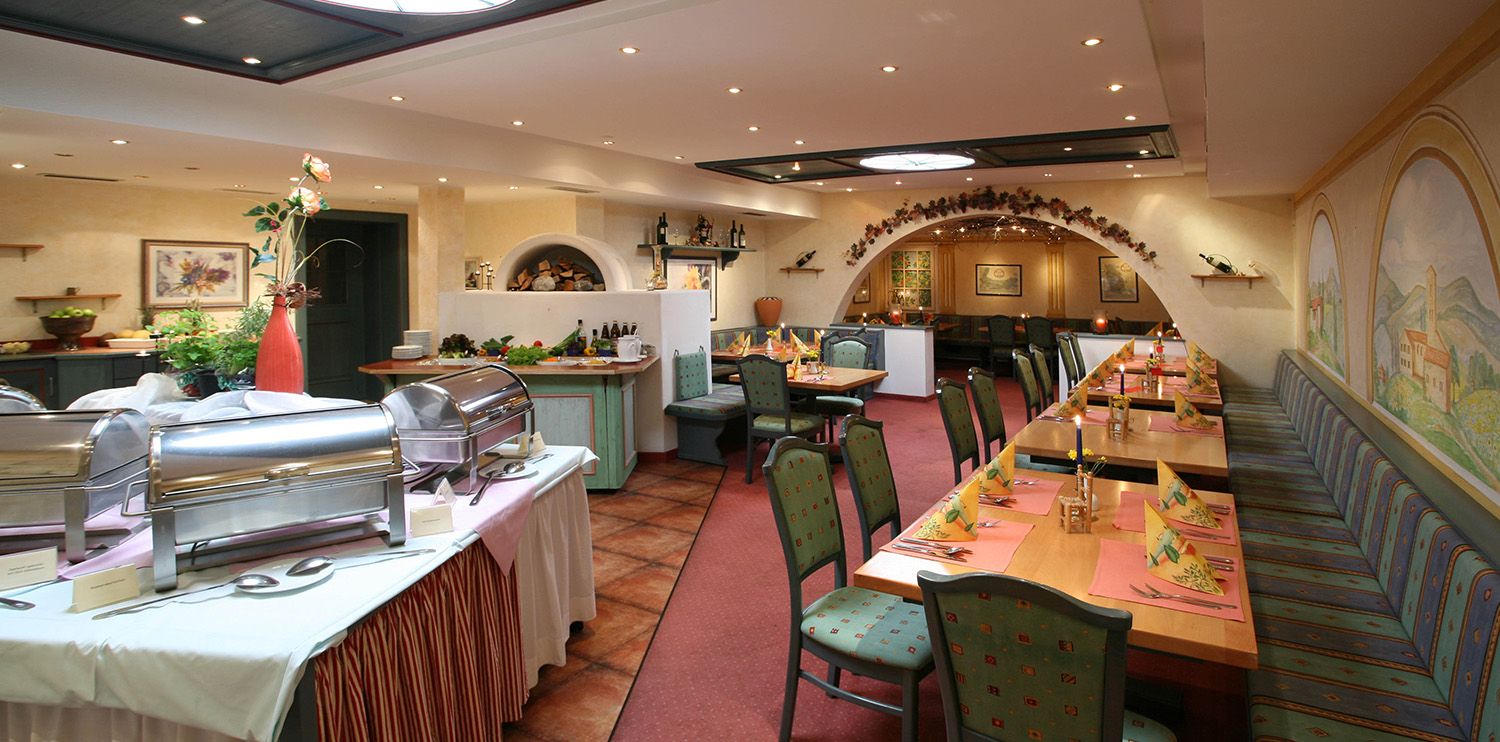 	Interior of the IFA Breitach Hotel buffet	