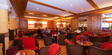 	IFA Alpenrose Hotel bar lounge	