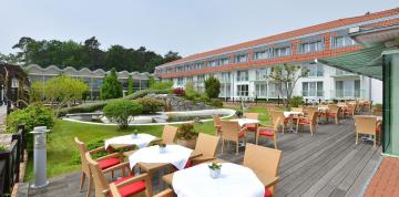 	Terraza exterior del IFA Graal-Müritz Hotel, Spa & Tagungen	