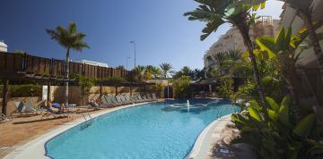 Piscine Salitre au Corallium Dunamar by Lopesan Hotels