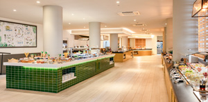 Interior del buffet The Food Garden en Corallium Dunamar by Lopesan Hotels