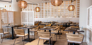 Corallium Dunamar by Lopesan Hotels lobby bar