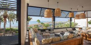 Vistas al mar desde la terraza del lobby bar del Corallium Dunamar by Lopesan Hotels